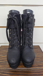 Black Boots - 40