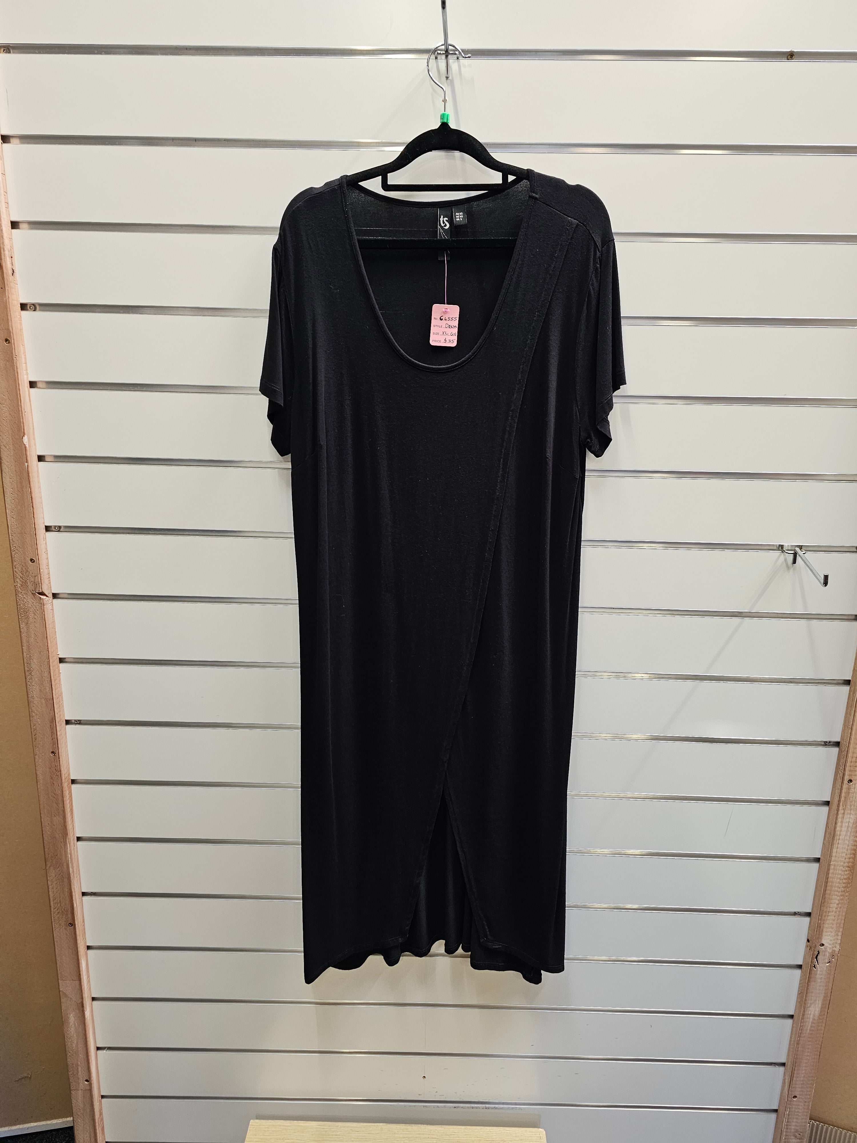 Taking Shape Black Crossover Tunic - XS   image 0