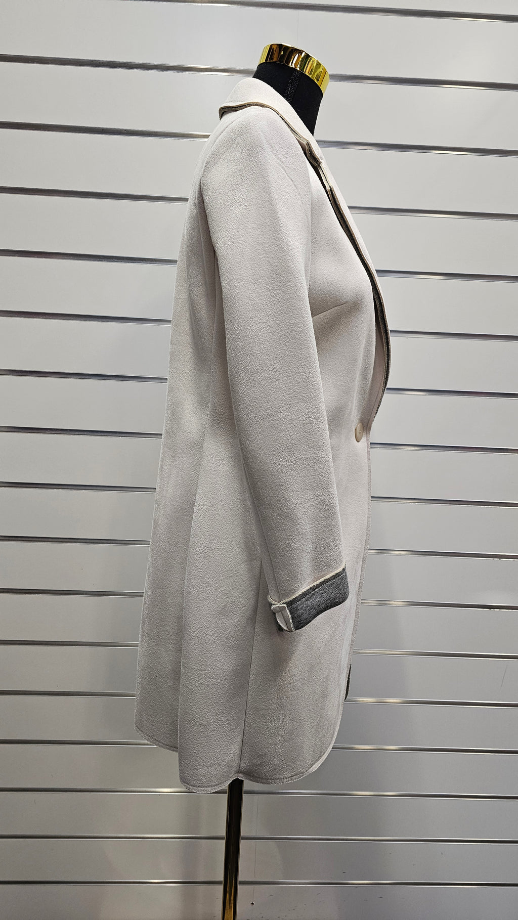 Made In Italy Cream Coat With 1 Button - M image 1