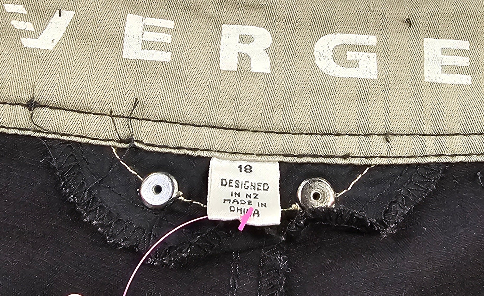 Verge 3/4 Black Pants With Beige Stitching - 18 image 4