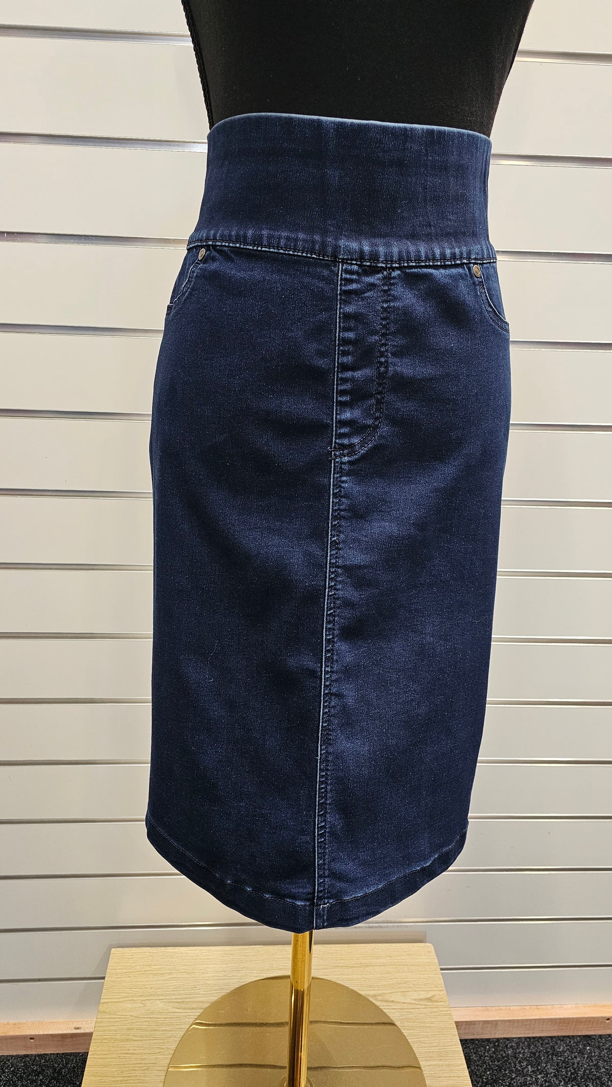 Urban Jeans Co Dark Wash Denim Skirt - 14 image 0