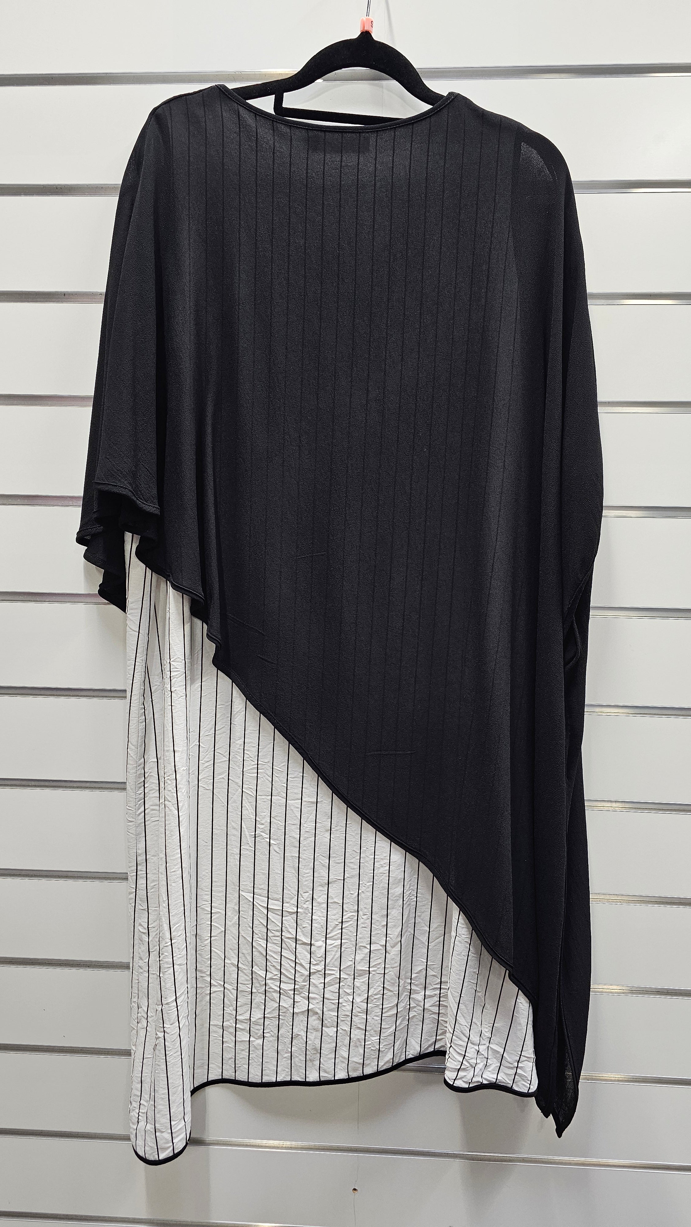 Deeanne Hobbs Black And White Tunic - S image 1