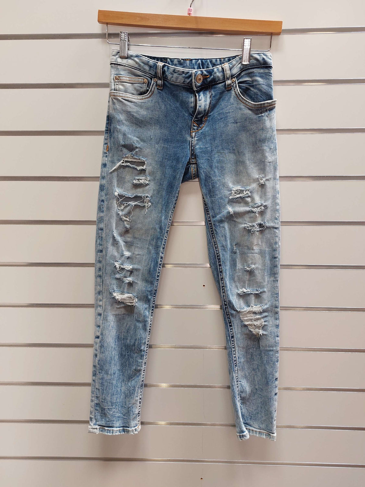 Ripped Jeans - 25 image 0