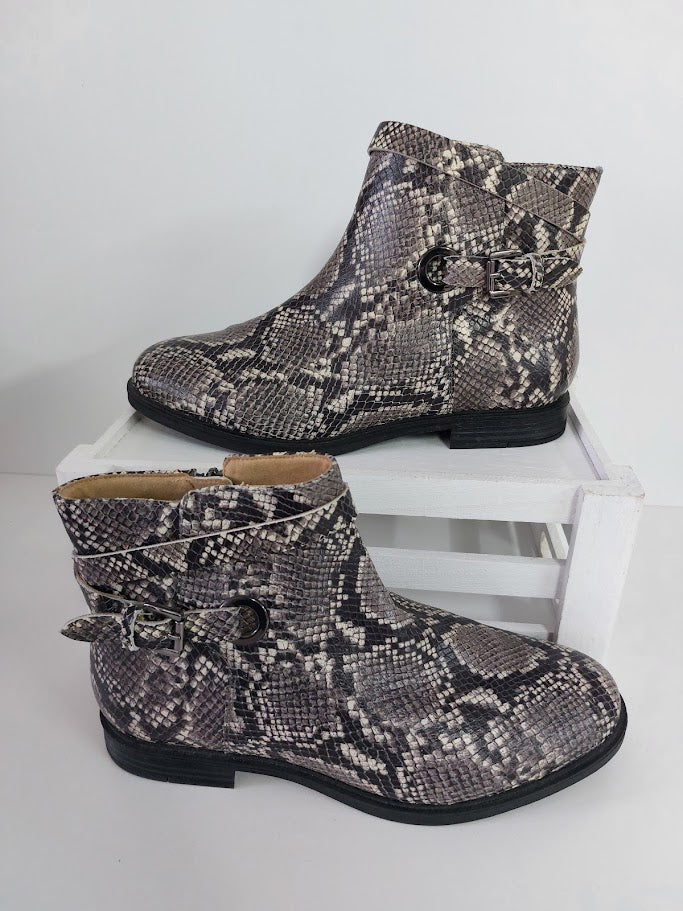 Hush Puppies Snake Skin Ankle Leather - 10W image 0