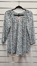 Memo 3/4 sleeve blouse green and white - size 12 image 0