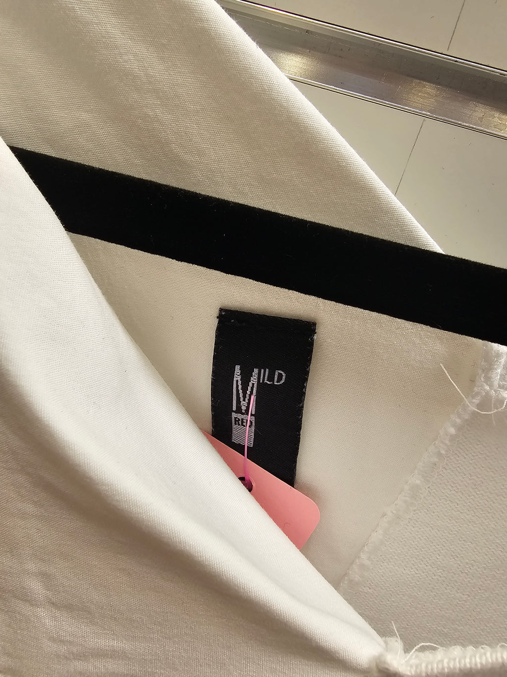 Mild Red White 100% Cotton Blouse - XL image 2