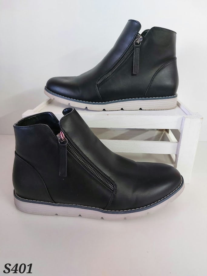 Sakura Black Pleather Zip Up Boots - 11 image 0