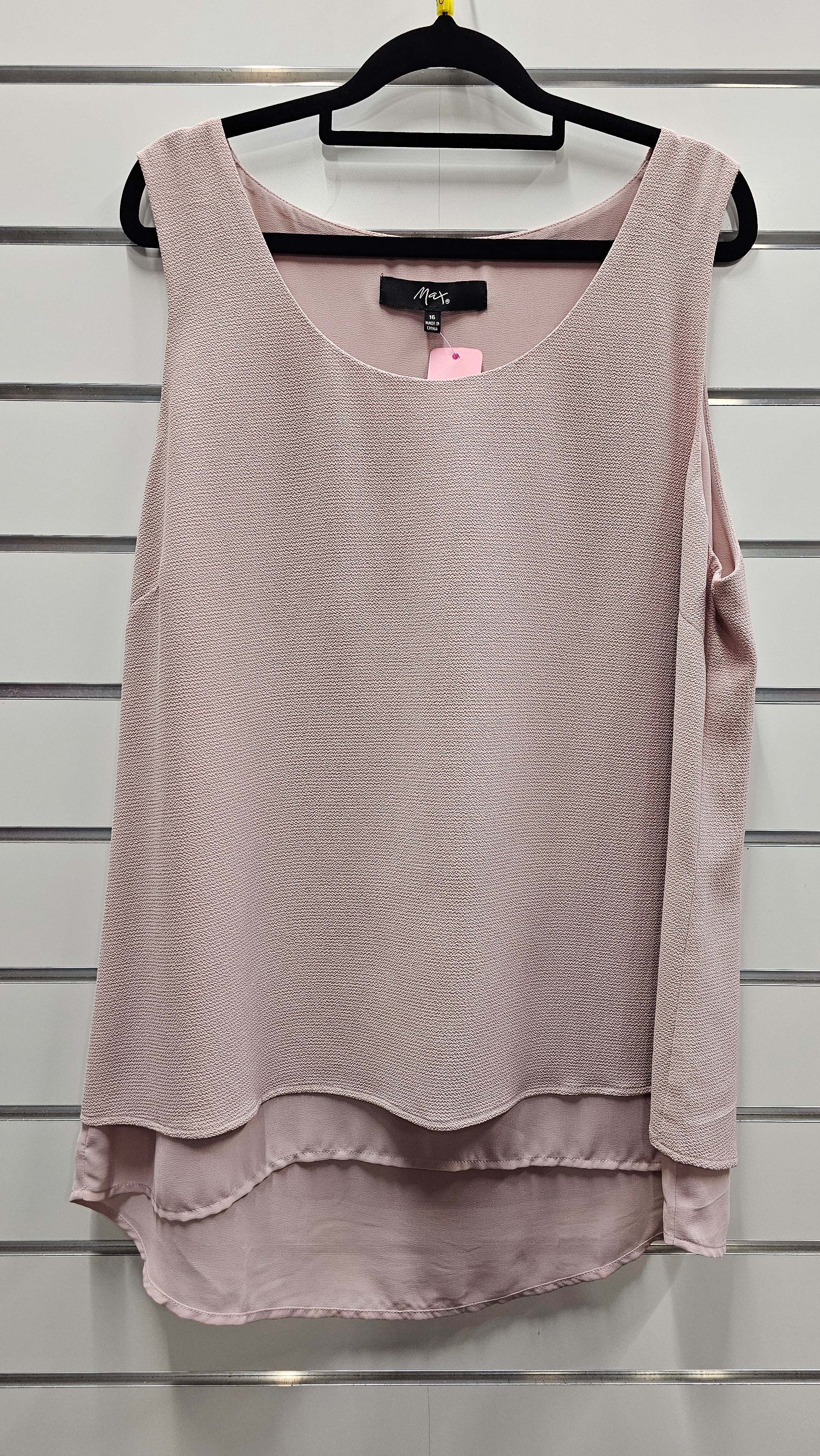 Max dusky pink blouse - size 16 image 0