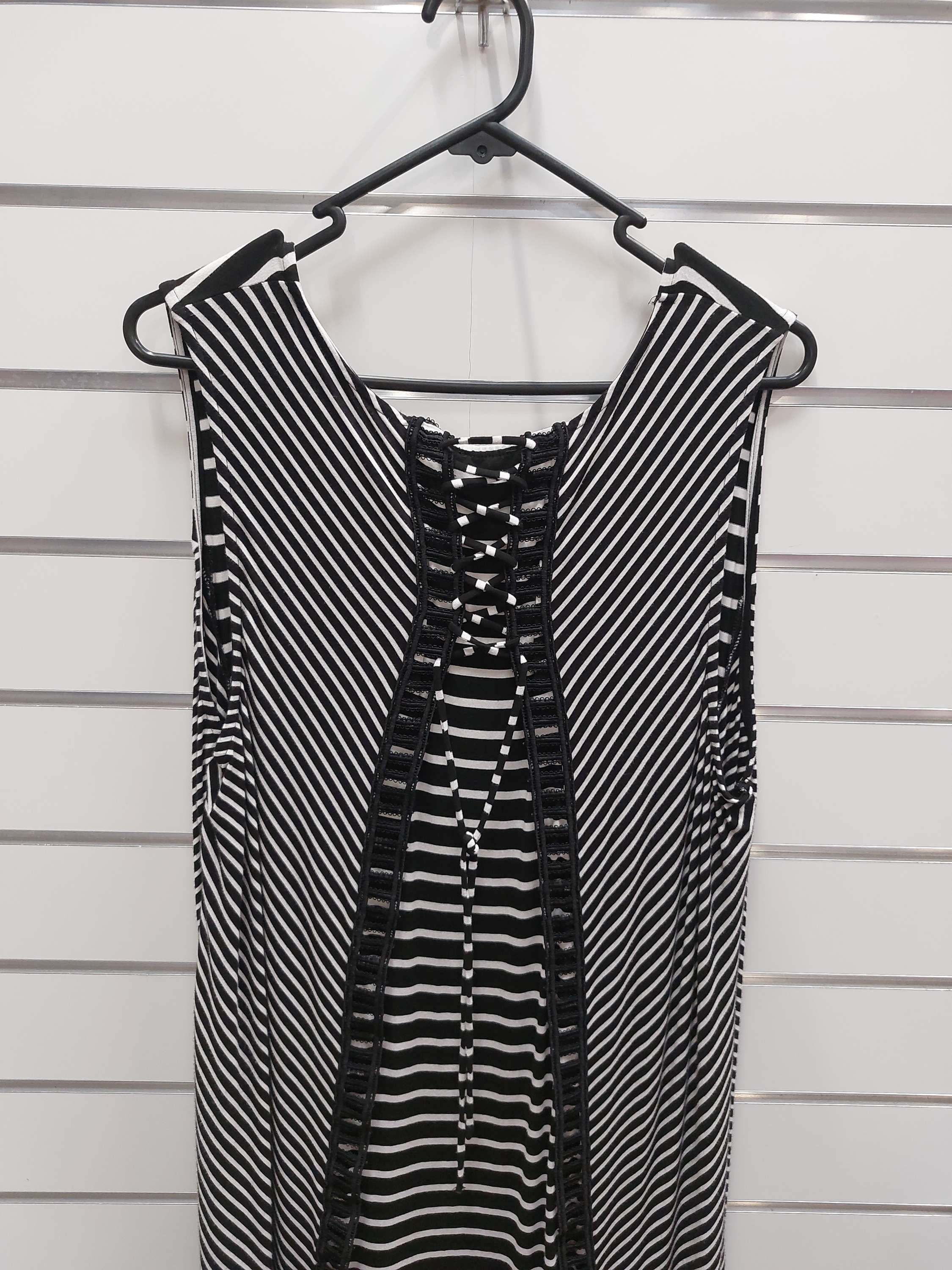 K+K Sleeveless Tunic - XL image 1
