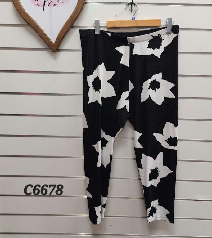 Taking Shape Sweat Pants - S image 0