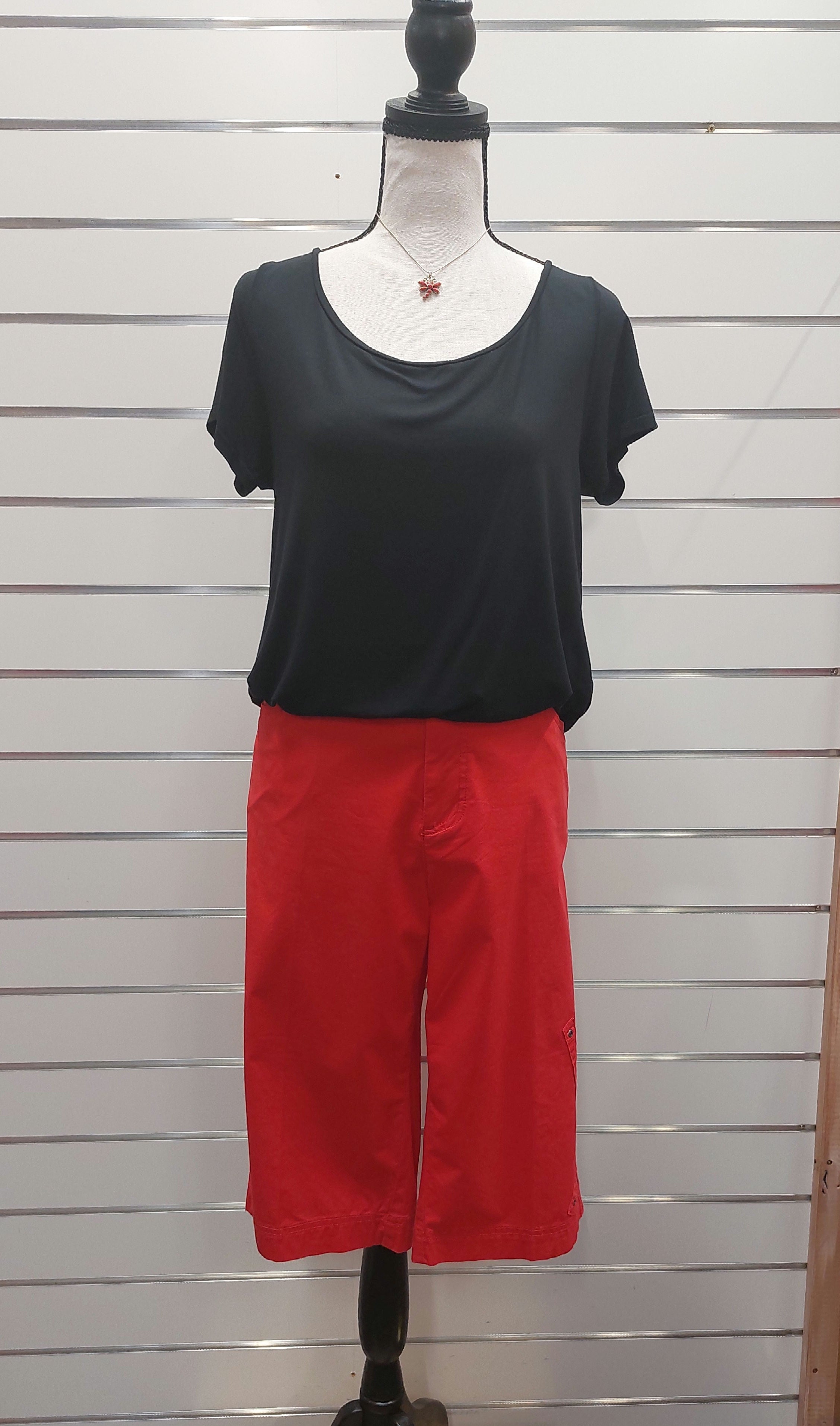 Tani T-shirt - 12 image 0