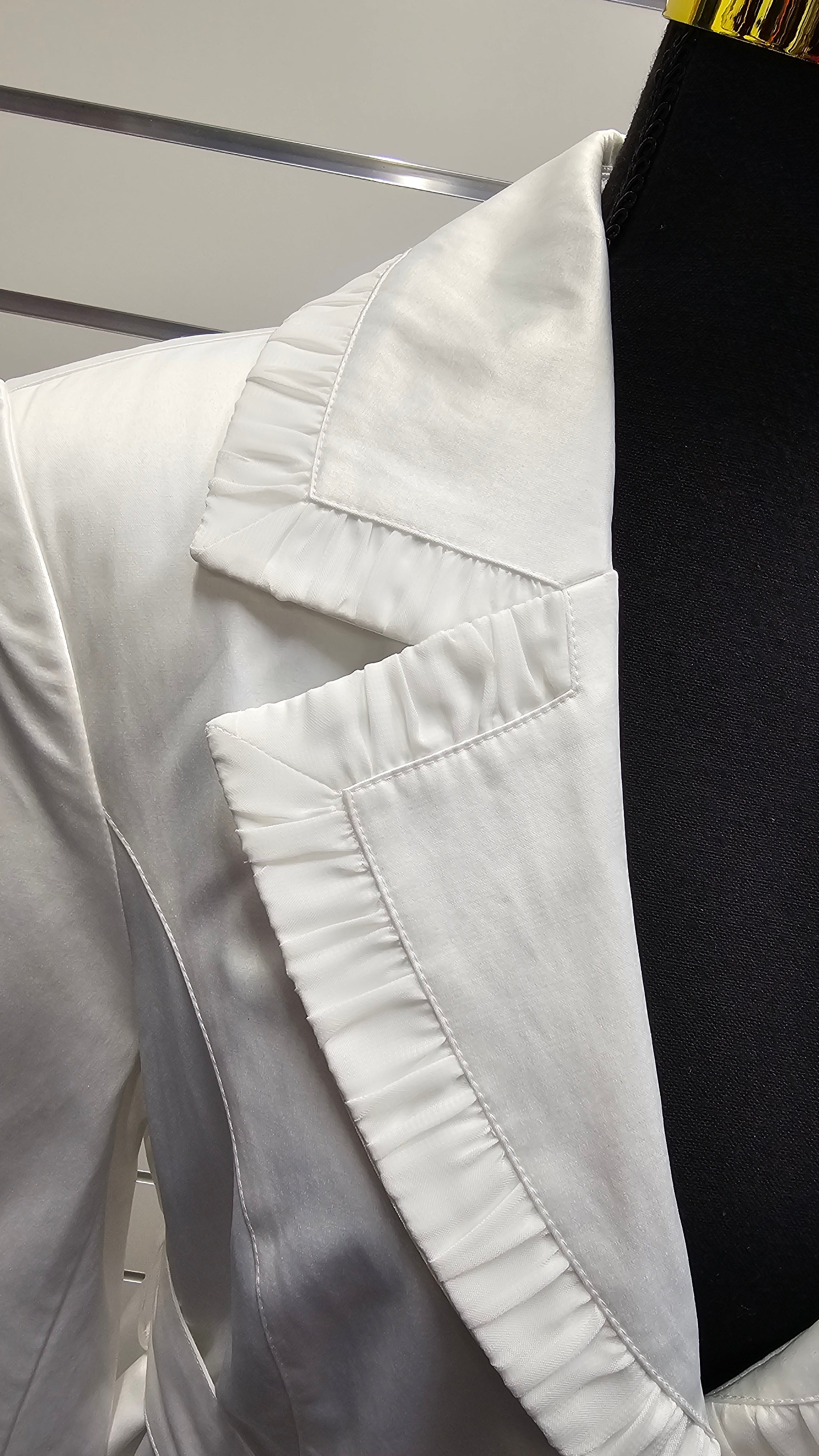 Jacqui-E White Coat With A Belt - 12 image 3