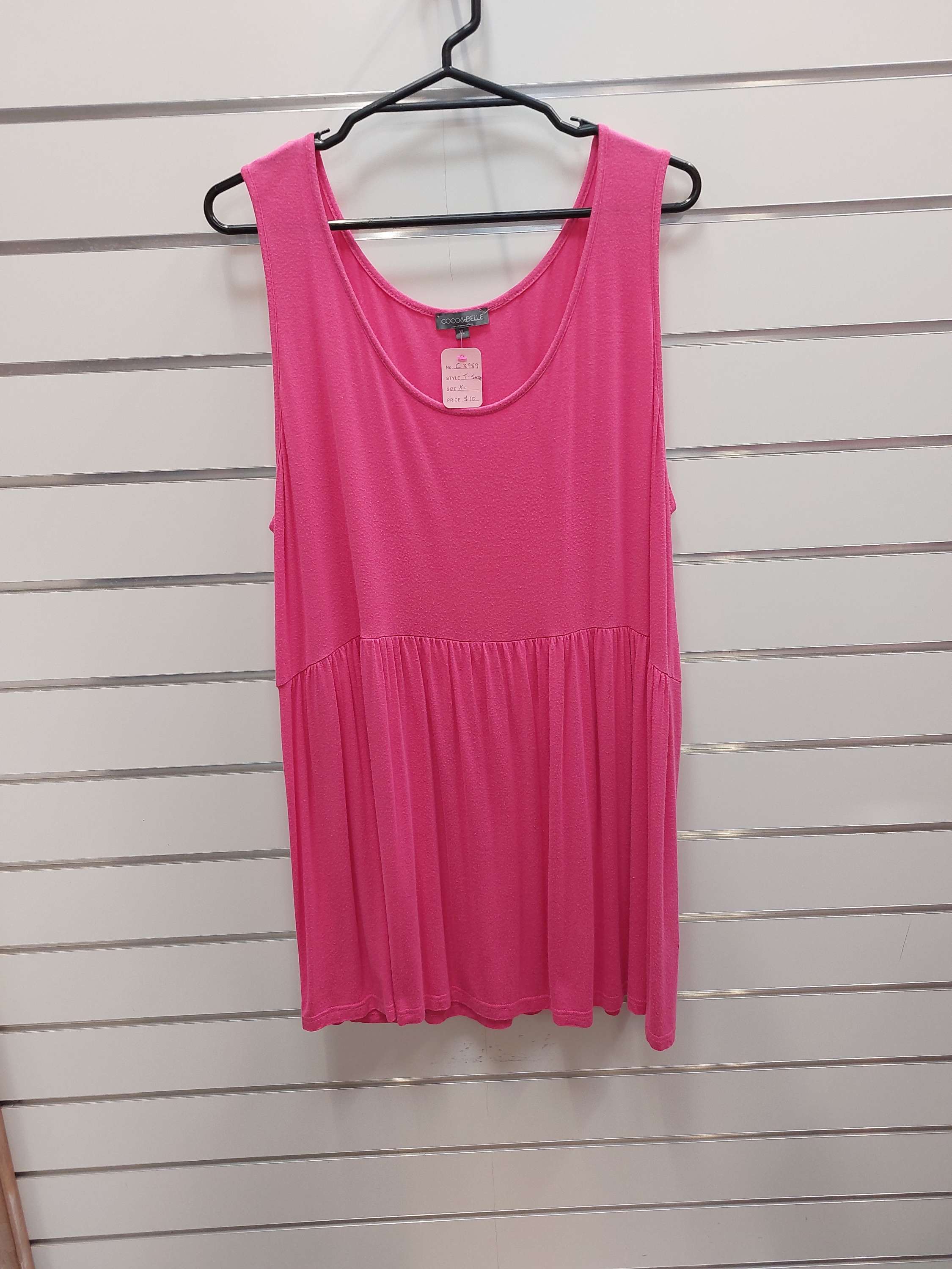 Coco & Belle Tunic - XL image 0