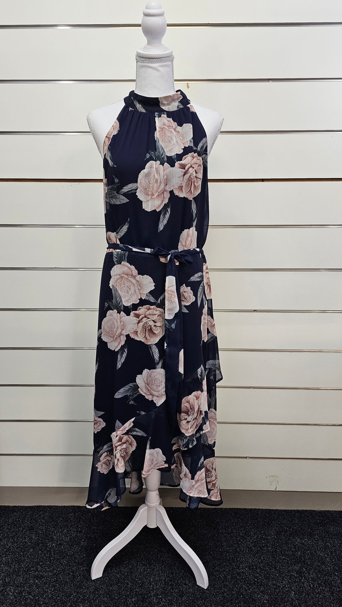 Pagani Navy Floral Sleeveless Chiffon-Lined Dress - 18