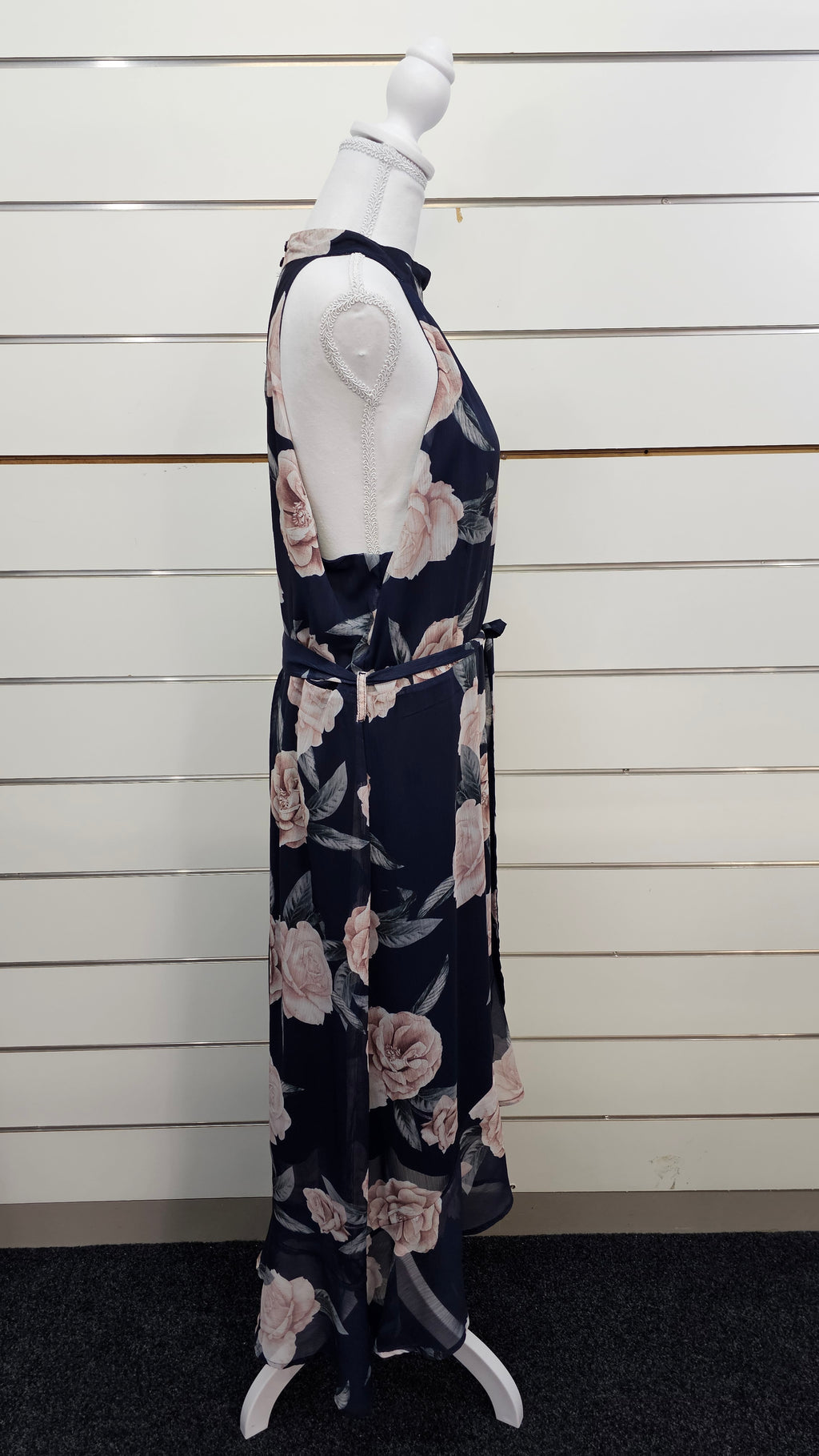 Pagani Navy Floral Sleeveless Chiffon-Lined Dress - 18