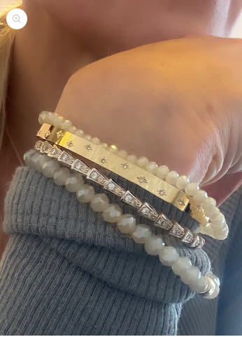 Vogue Bangle - Gold
