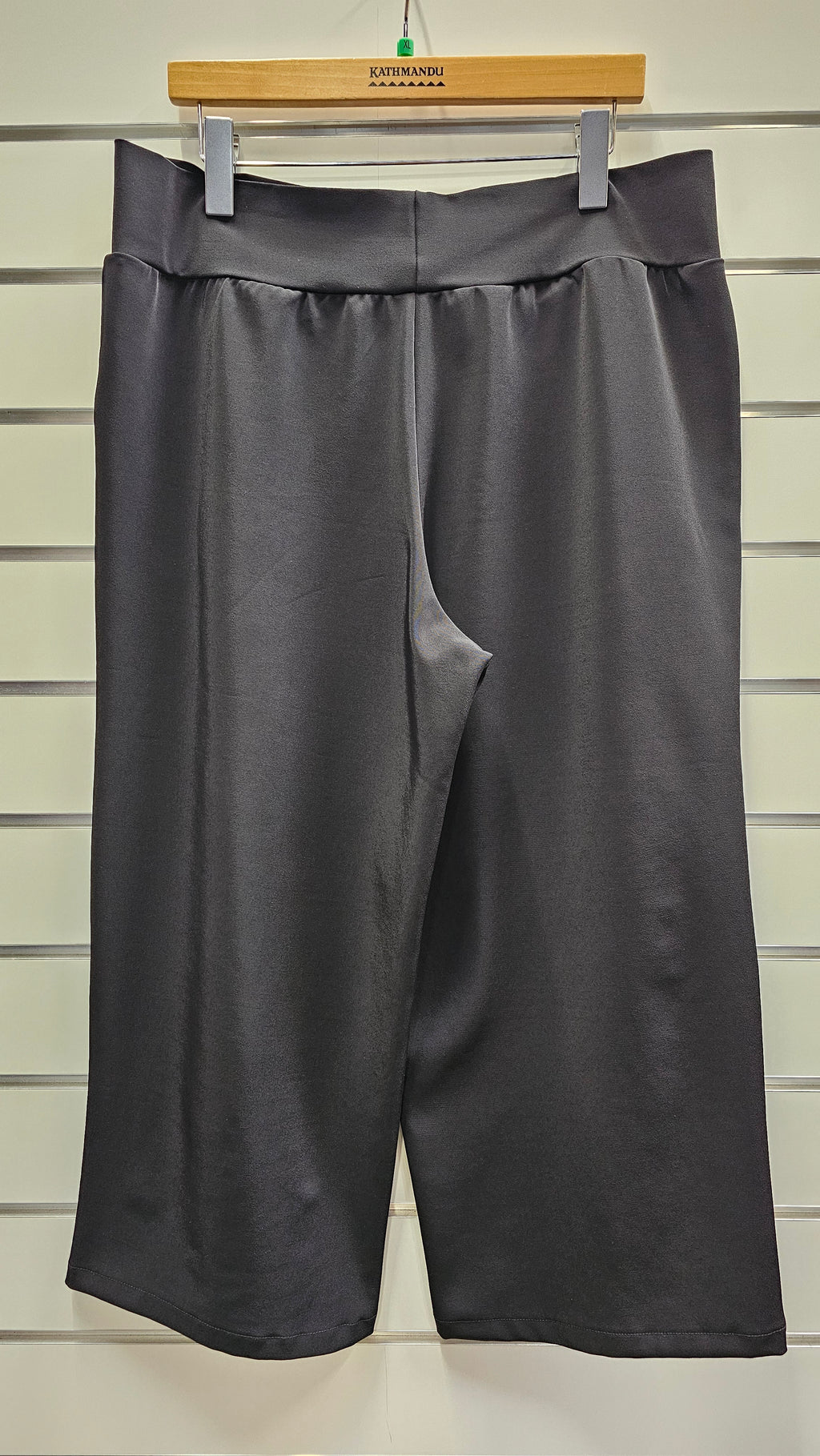 Kool Klothez Black 3/4 Pants - XL image 1