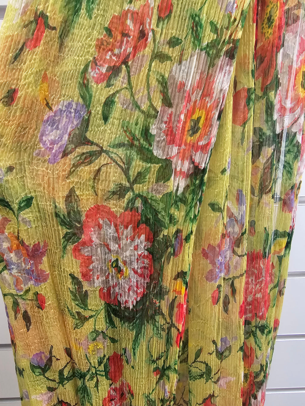 Green Floral Print Fashion Scarf image 0