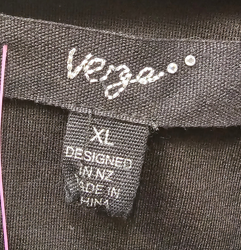 Verge Black And White Jacket - XL image 3