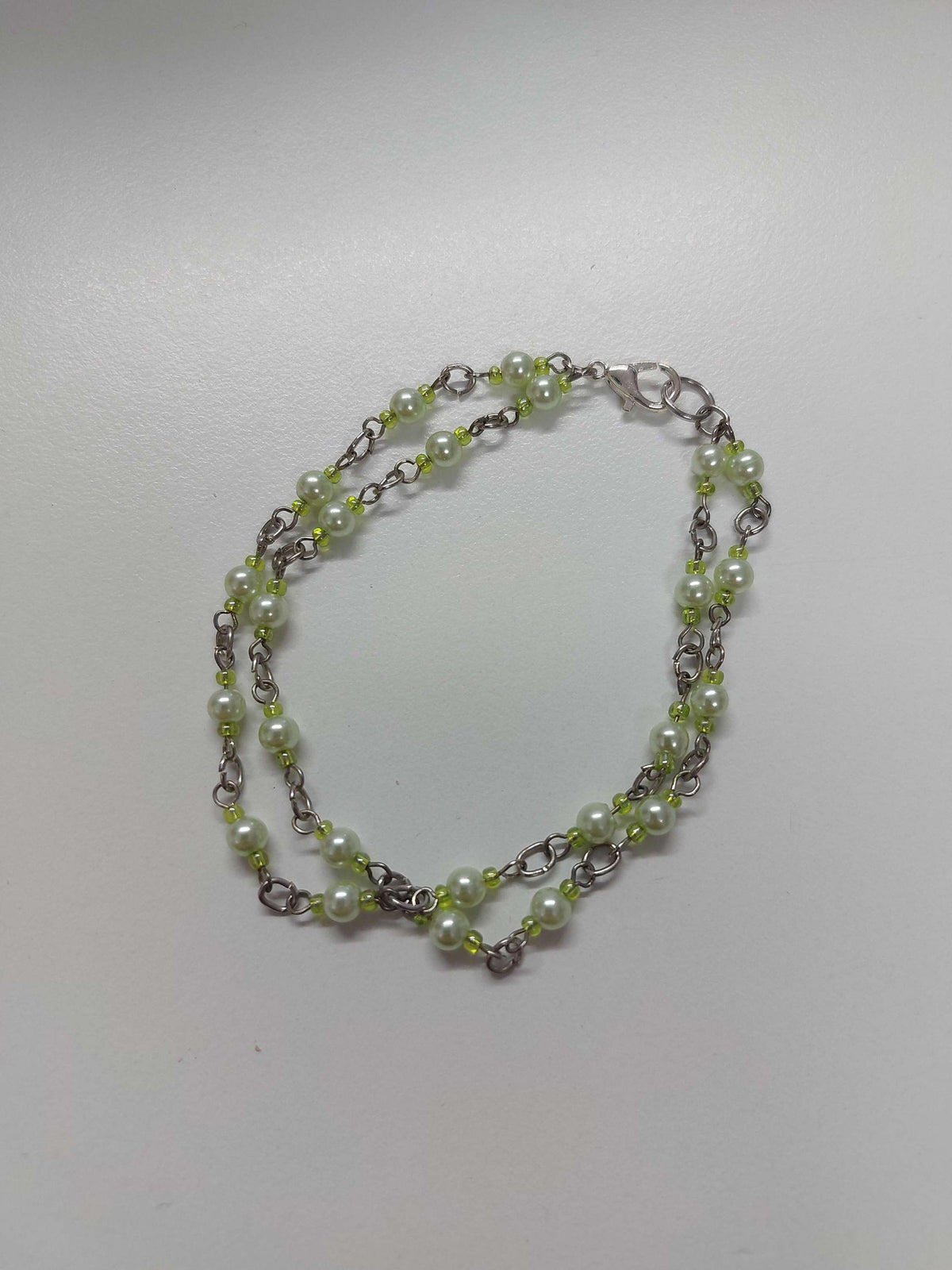 Green Beaded Bracelet - 18cm image 0