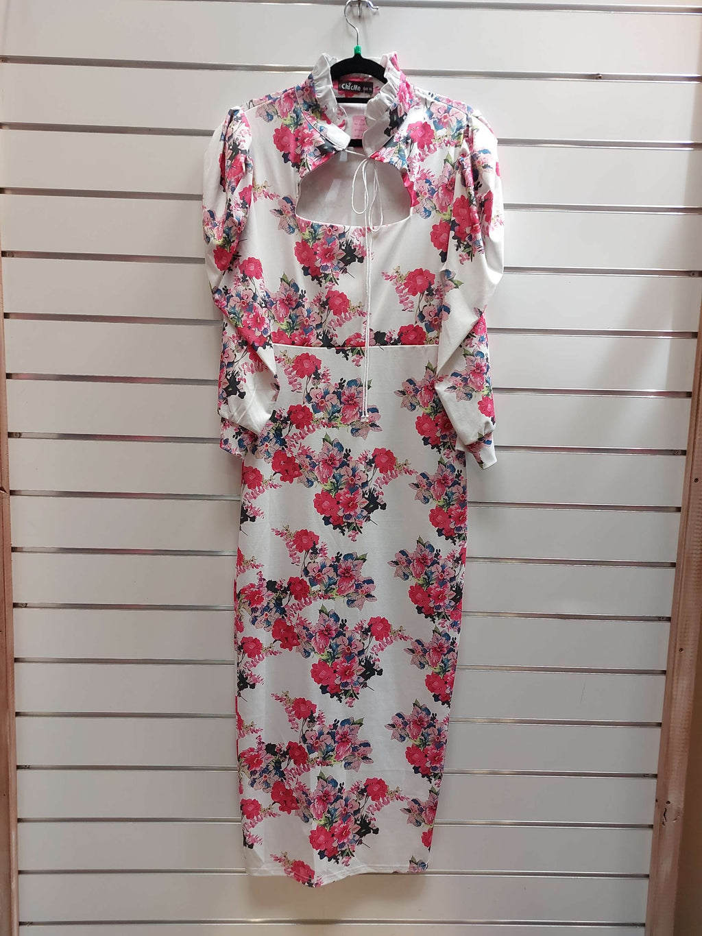 Chic Me Floral Dress - M image 0