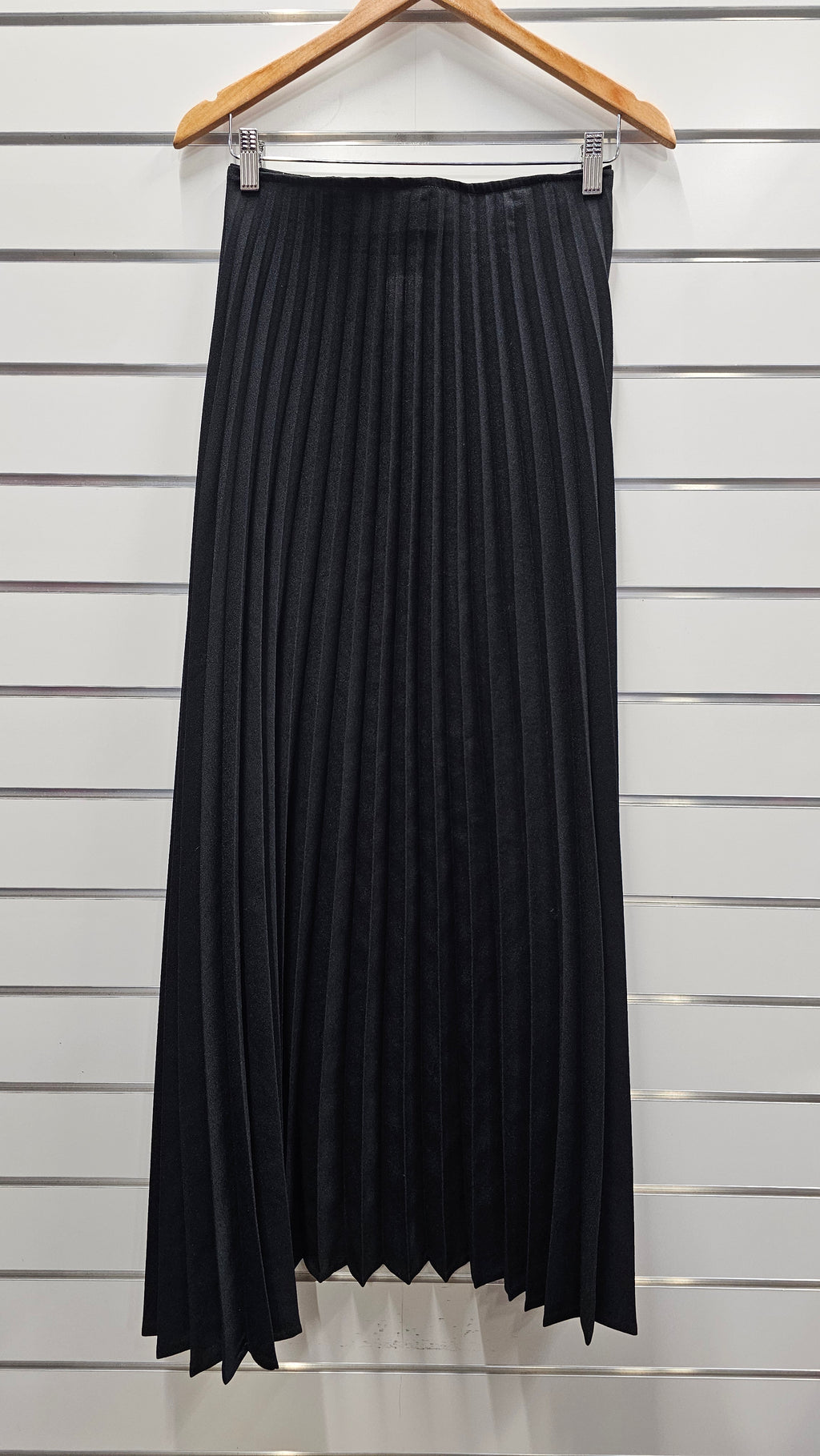 Black Pleated Skirt image 0