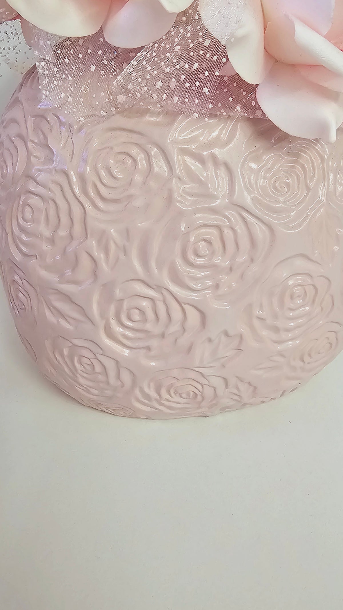 Pink Rose Arrangement in Decorative Pink Vase image 1