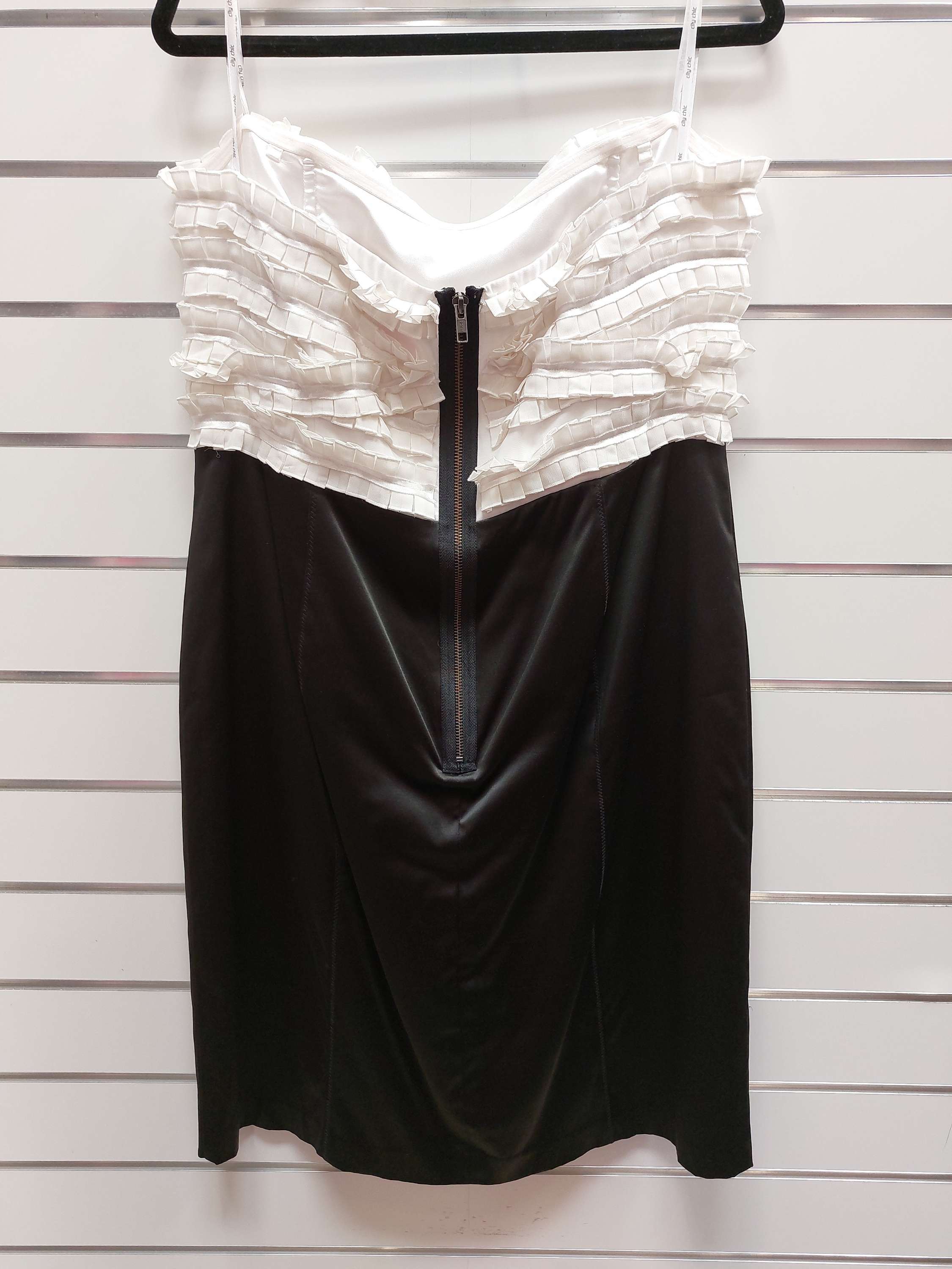 City Chic Dress - 16 image 2