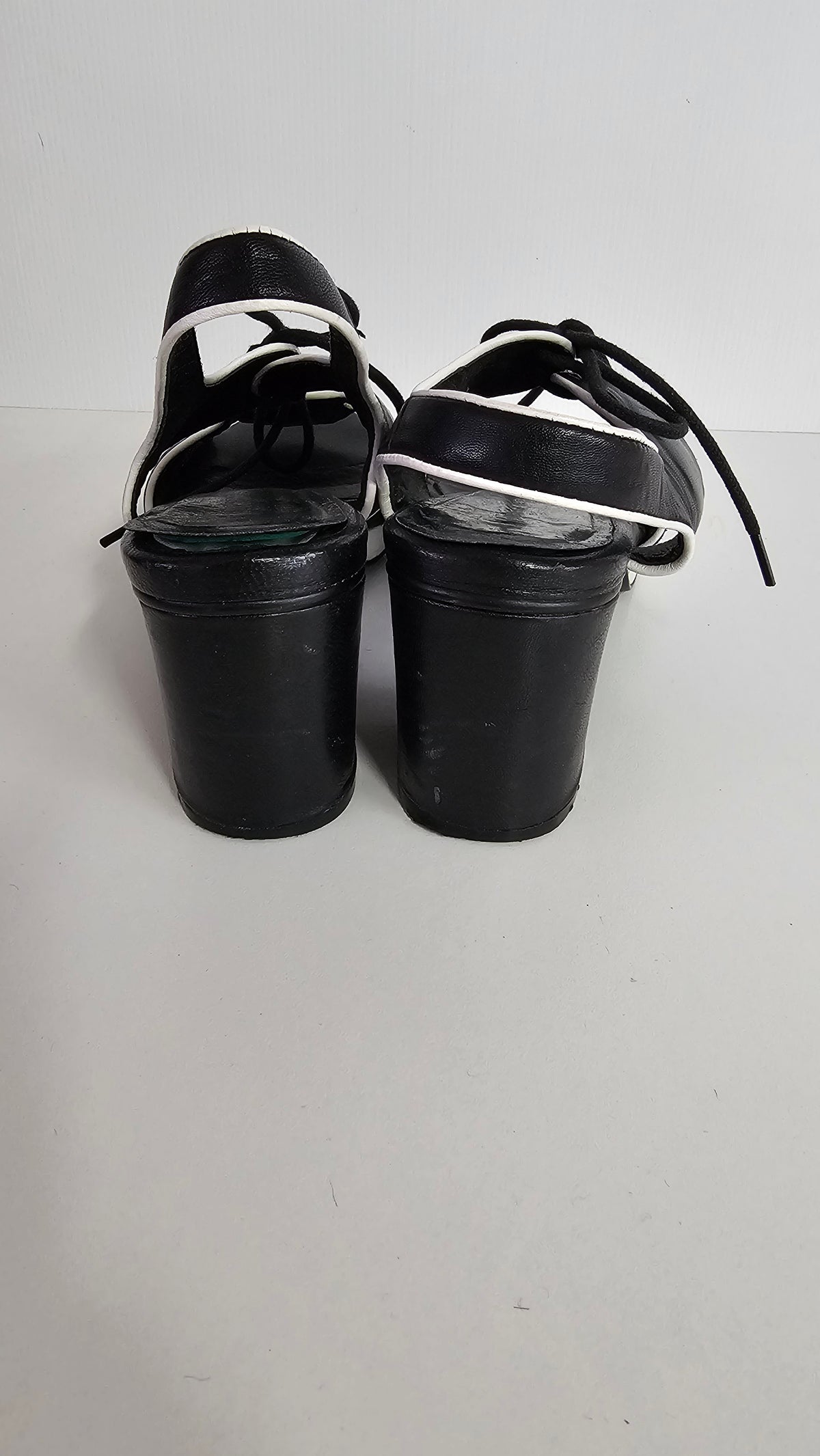 Django & Juliette Black And White Leather Shoes - 39 image 2