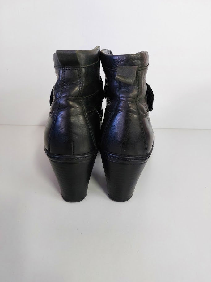 Josef Seibel Black Leather Ankle Boots - 41 image 2