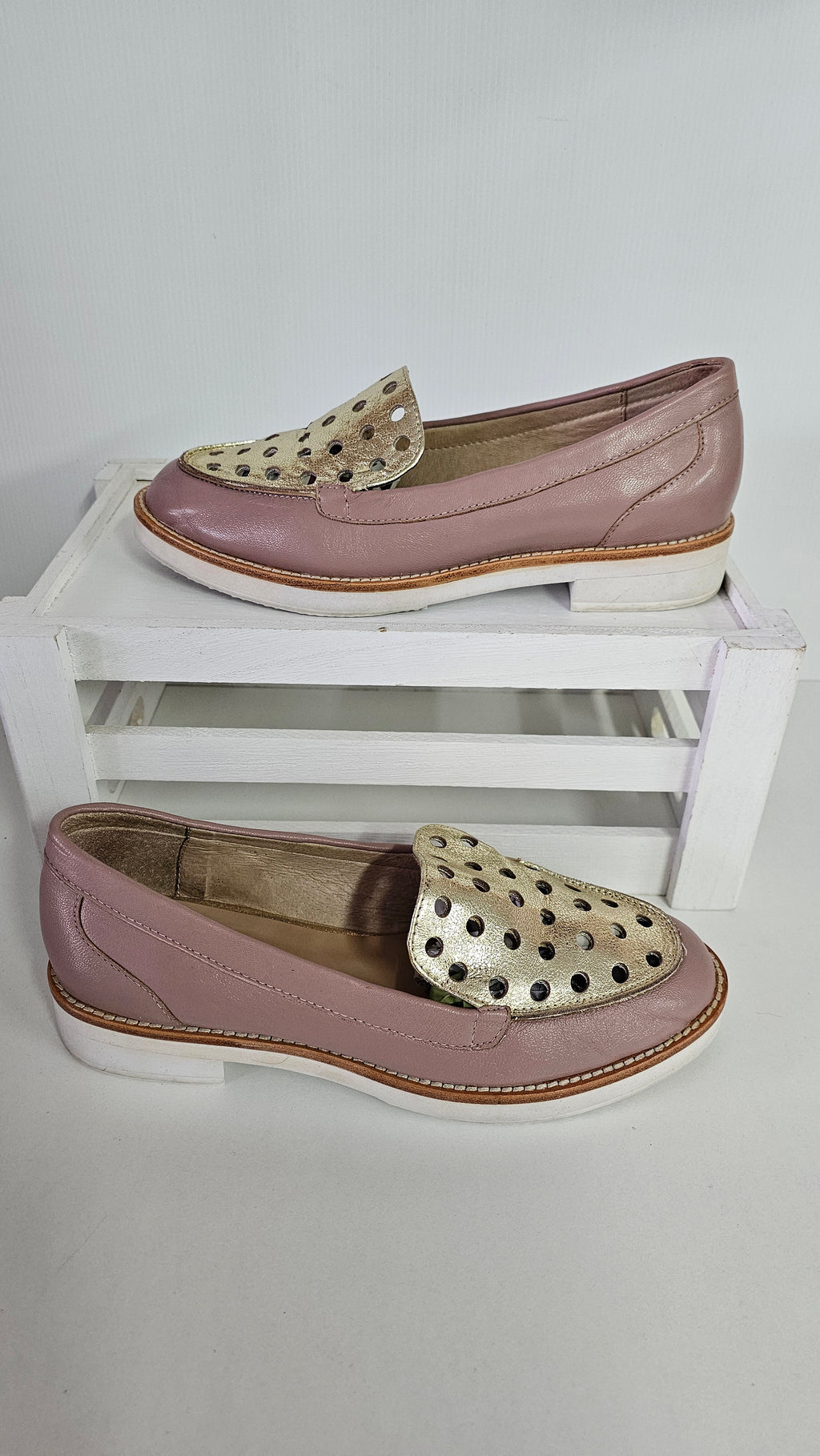 Mi Piaci Dusty Pink Leather Loafers - 38 image 0