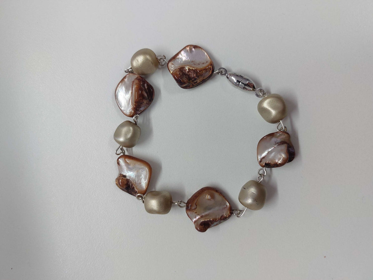 Brown Shell Bracelet - 19cm image 0