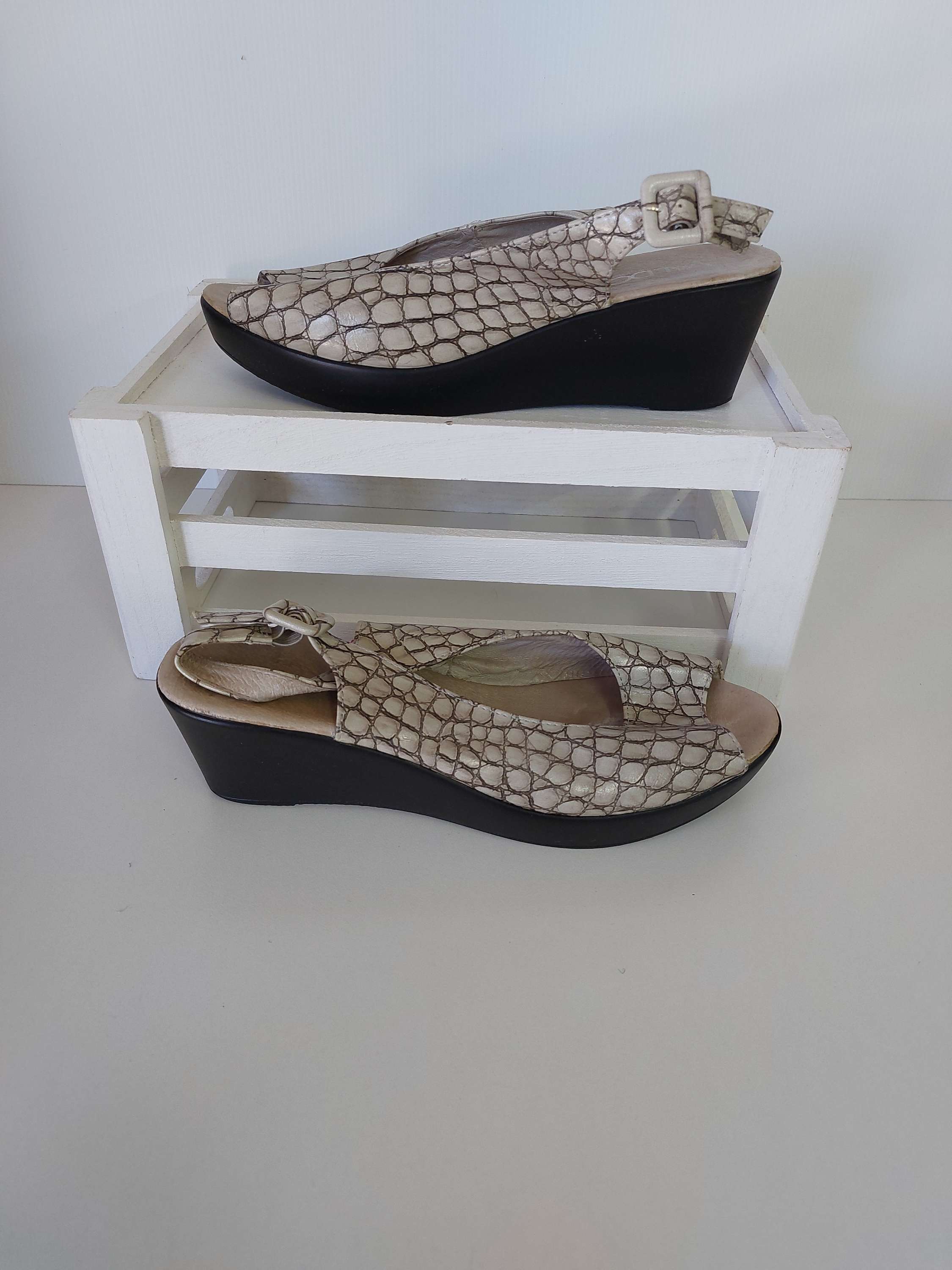 Valdo Snake Skin Wedges - 39 image 0
