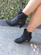 Softwaves Black Leather Ankle Boots - 42 image 0
