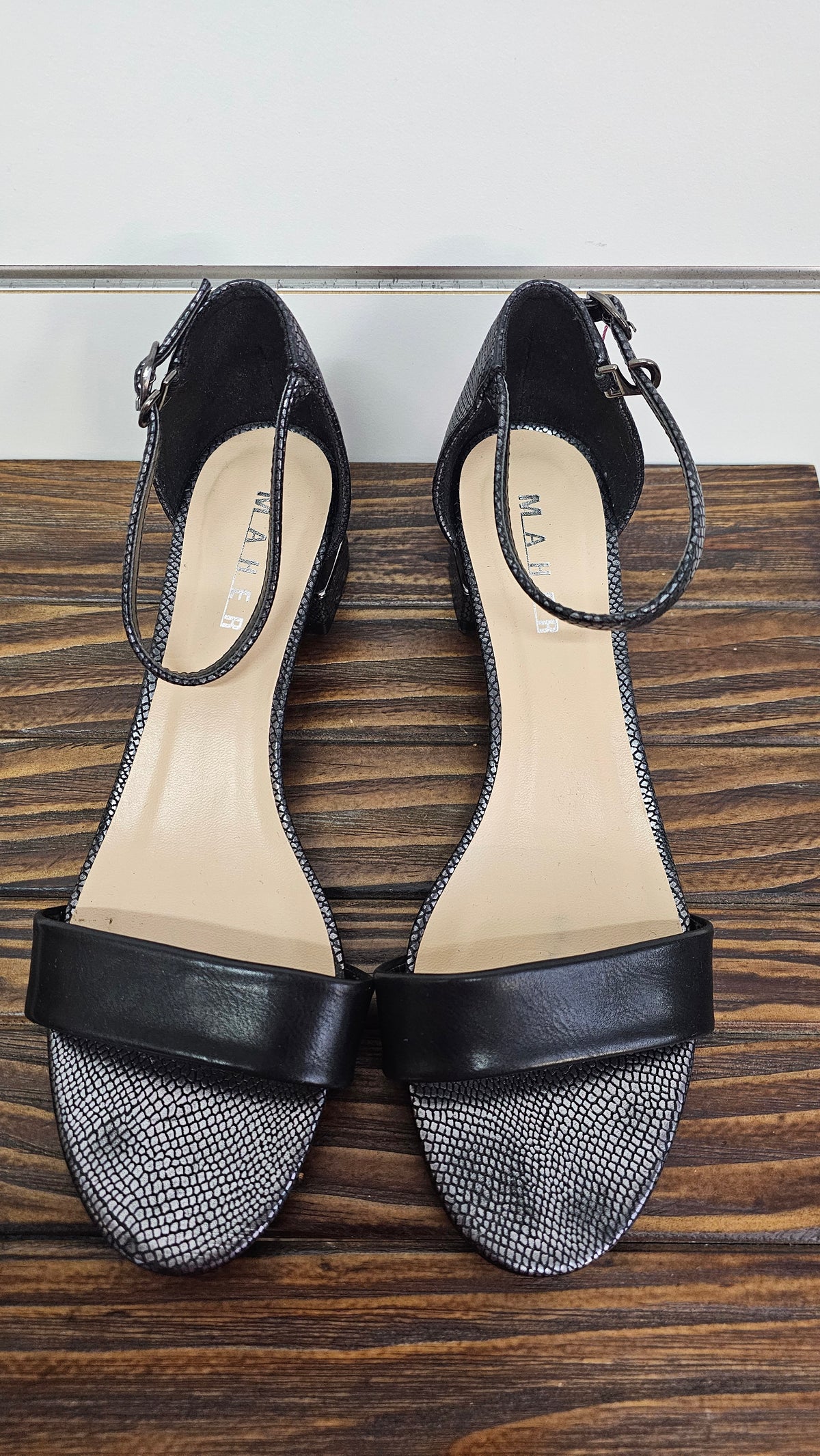 Maher Black Snake Leather Heel Strap Shoes 41