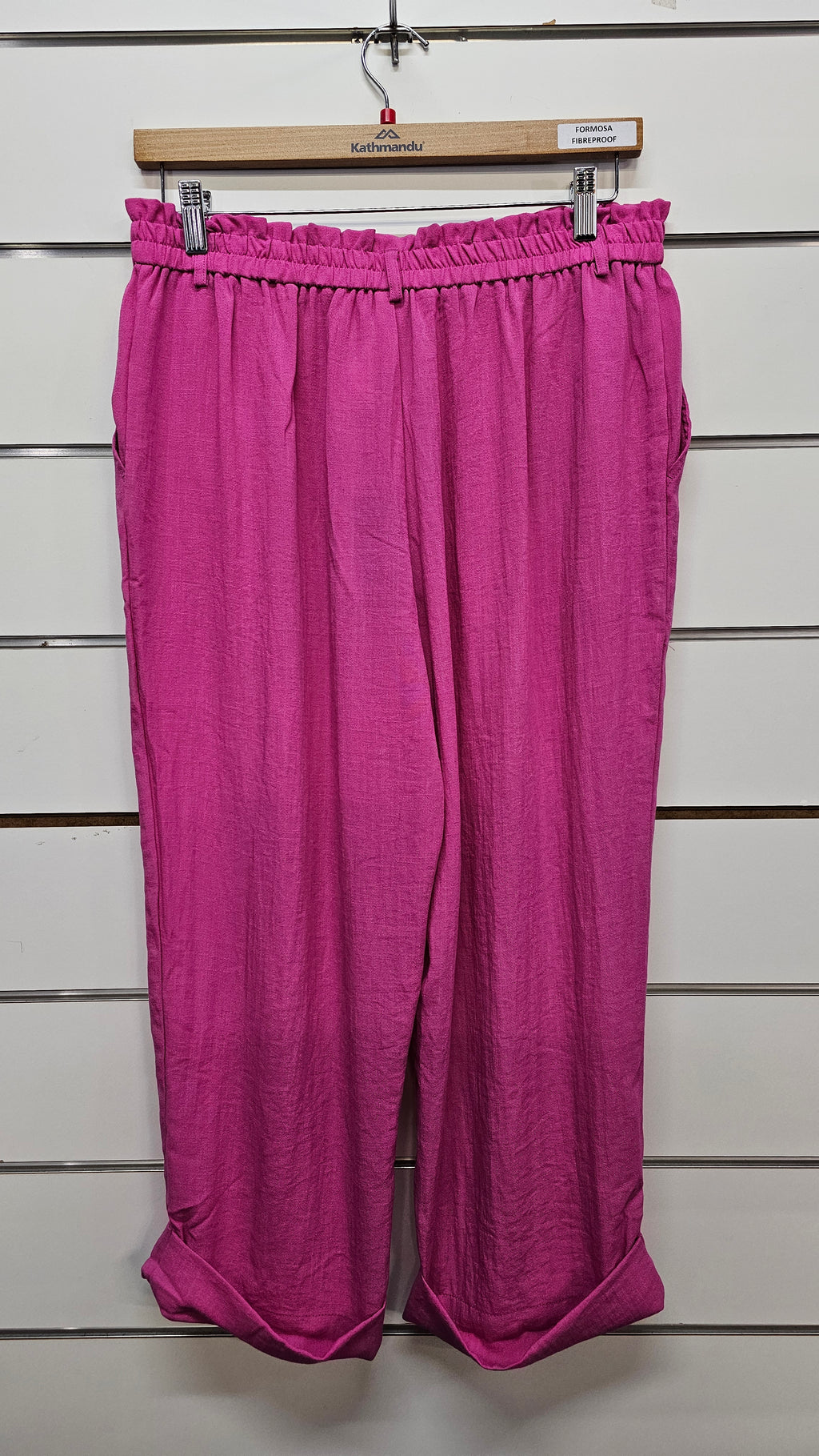 Halara 3/4 pants