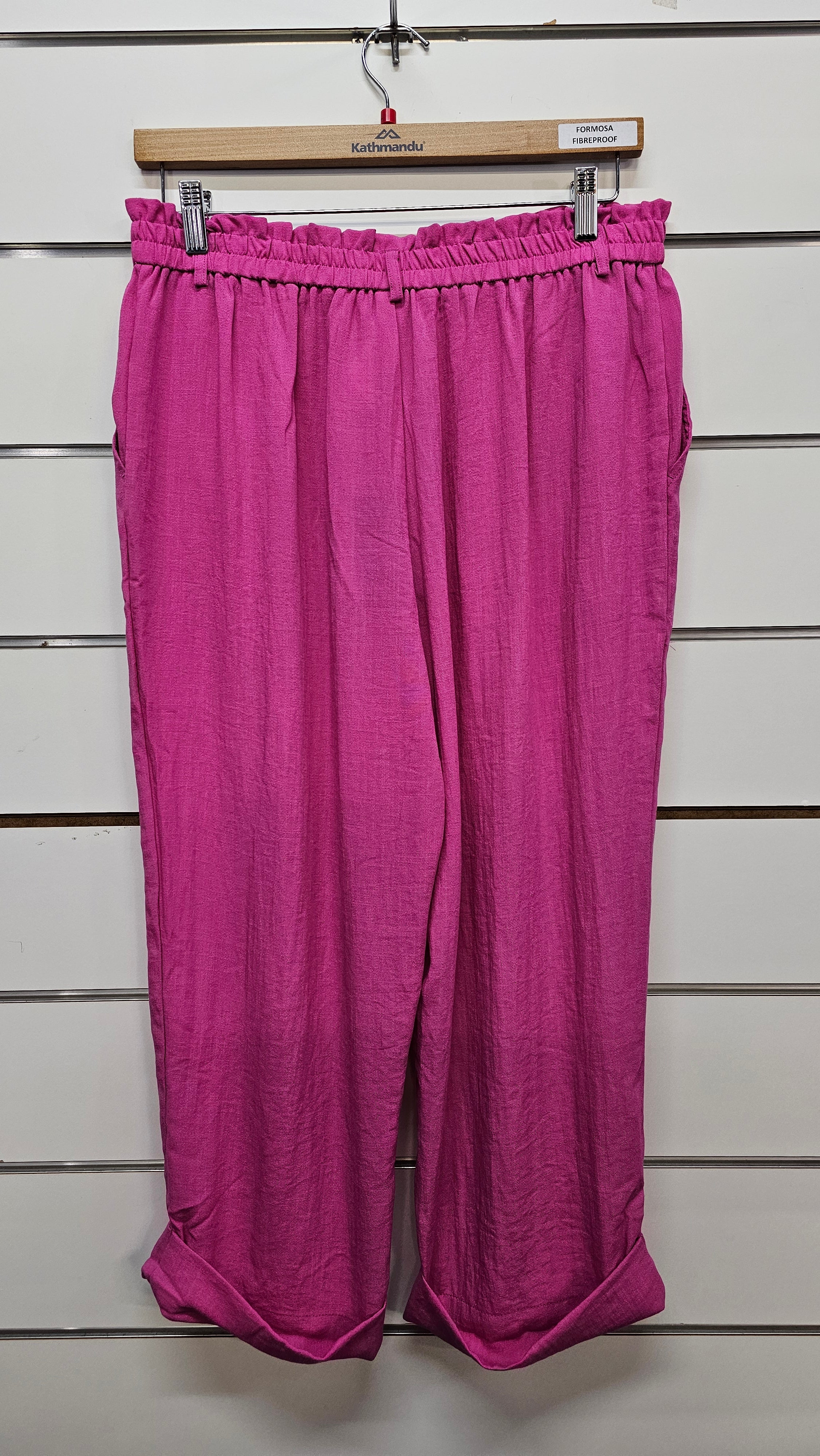 Halara 3/4 pants