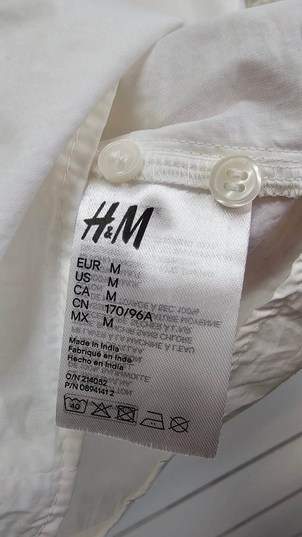 H&M white blouse M