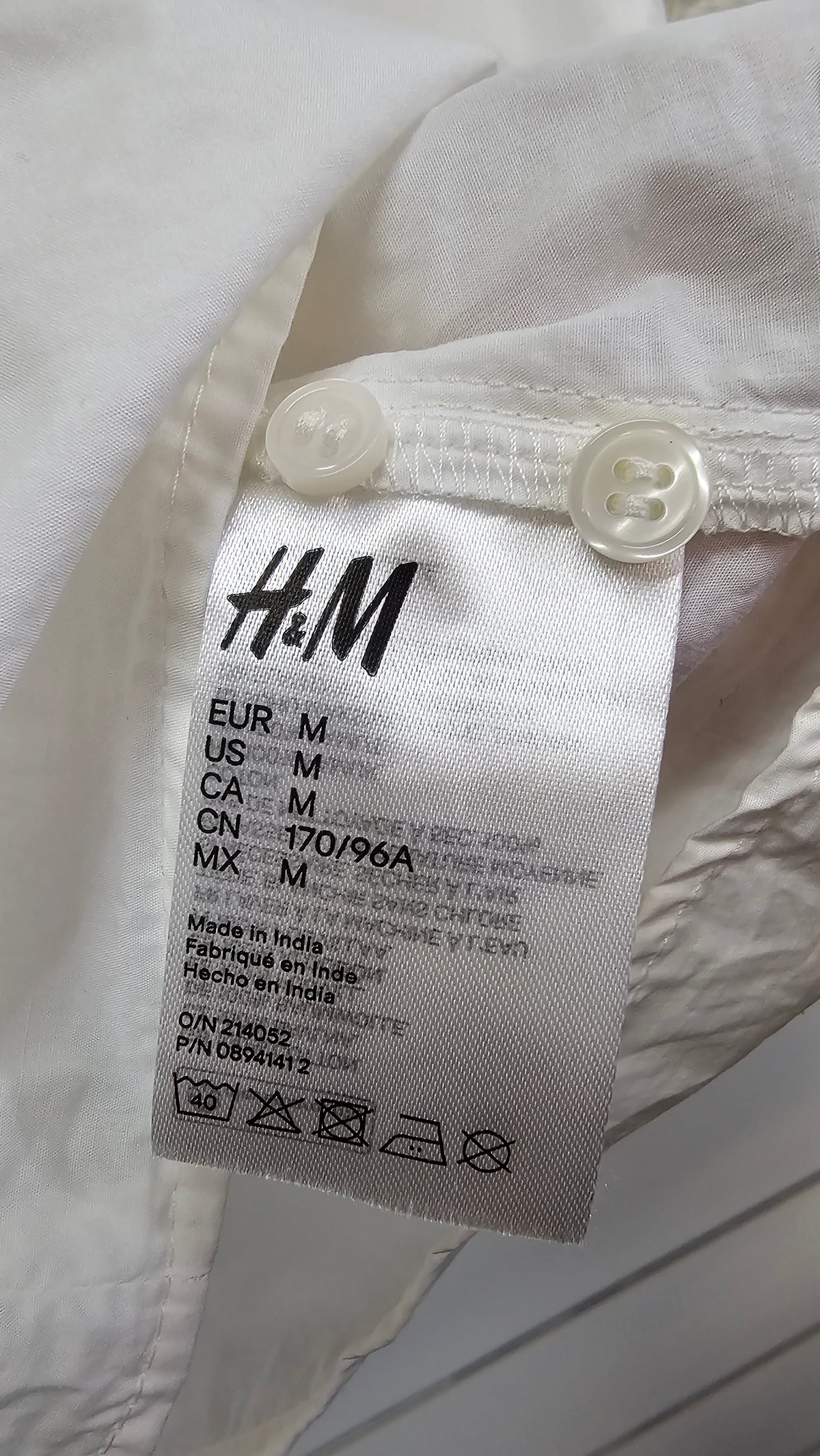 H&M white blouse M