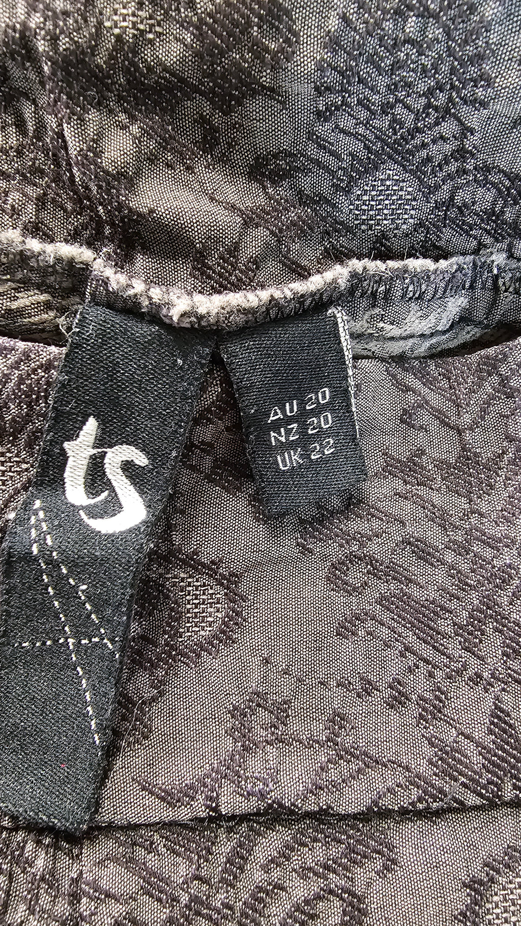 Taking Shape Grey Printed Stretch Pants - 20