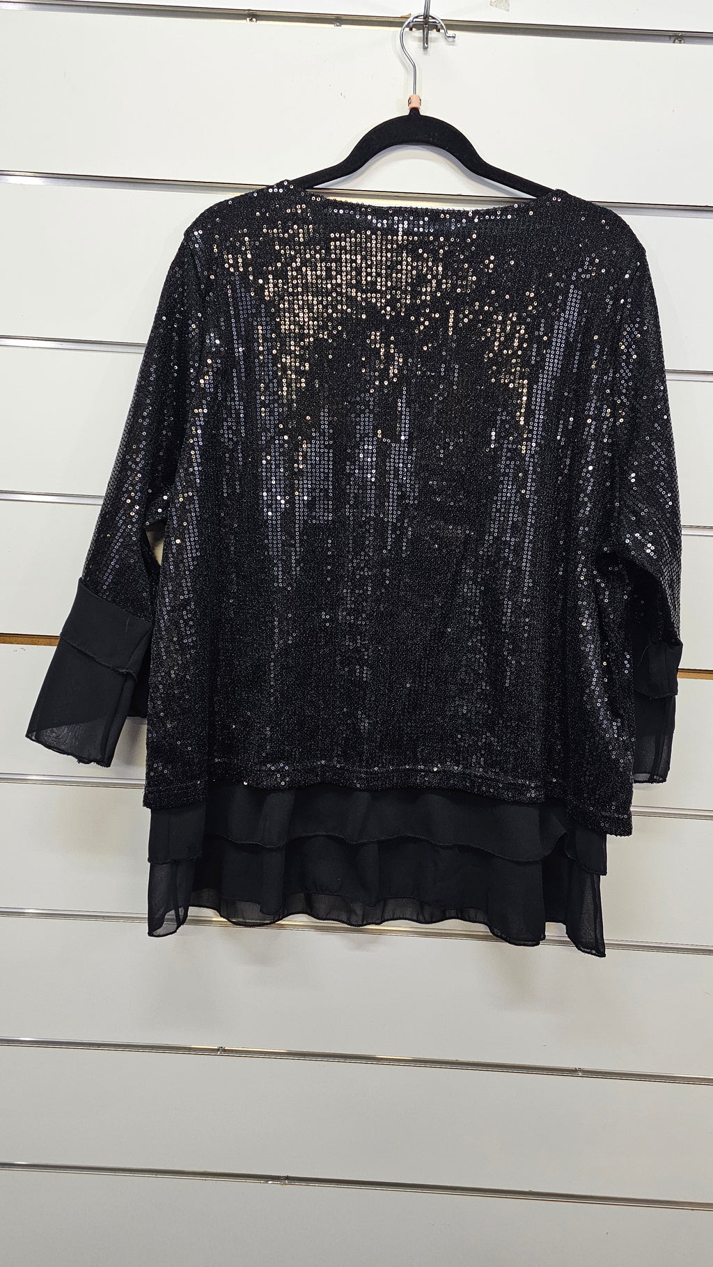 Studio 12 black sequence blouse size 20