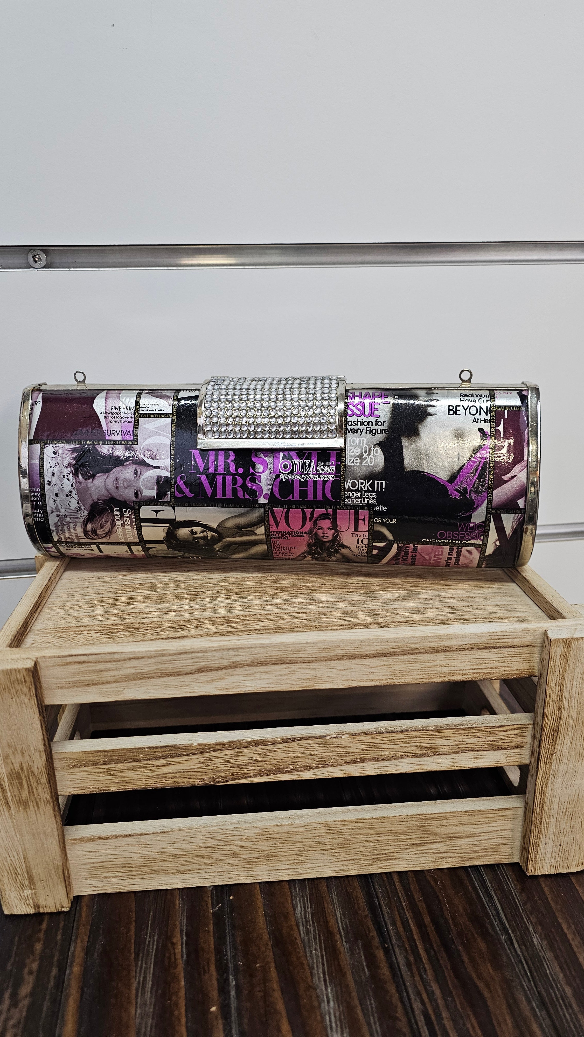 UBU clutch bag