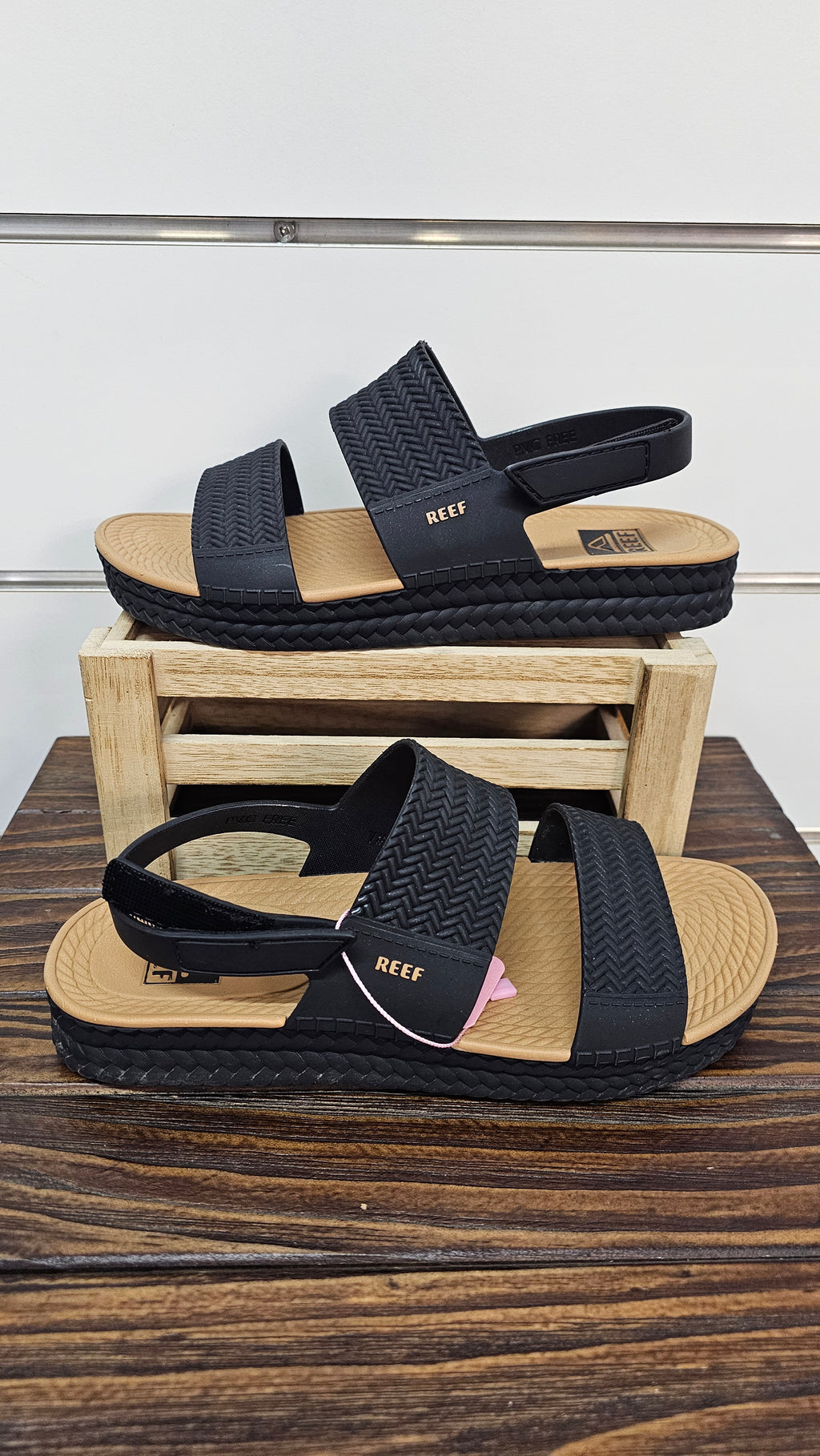 Reef sandals 7