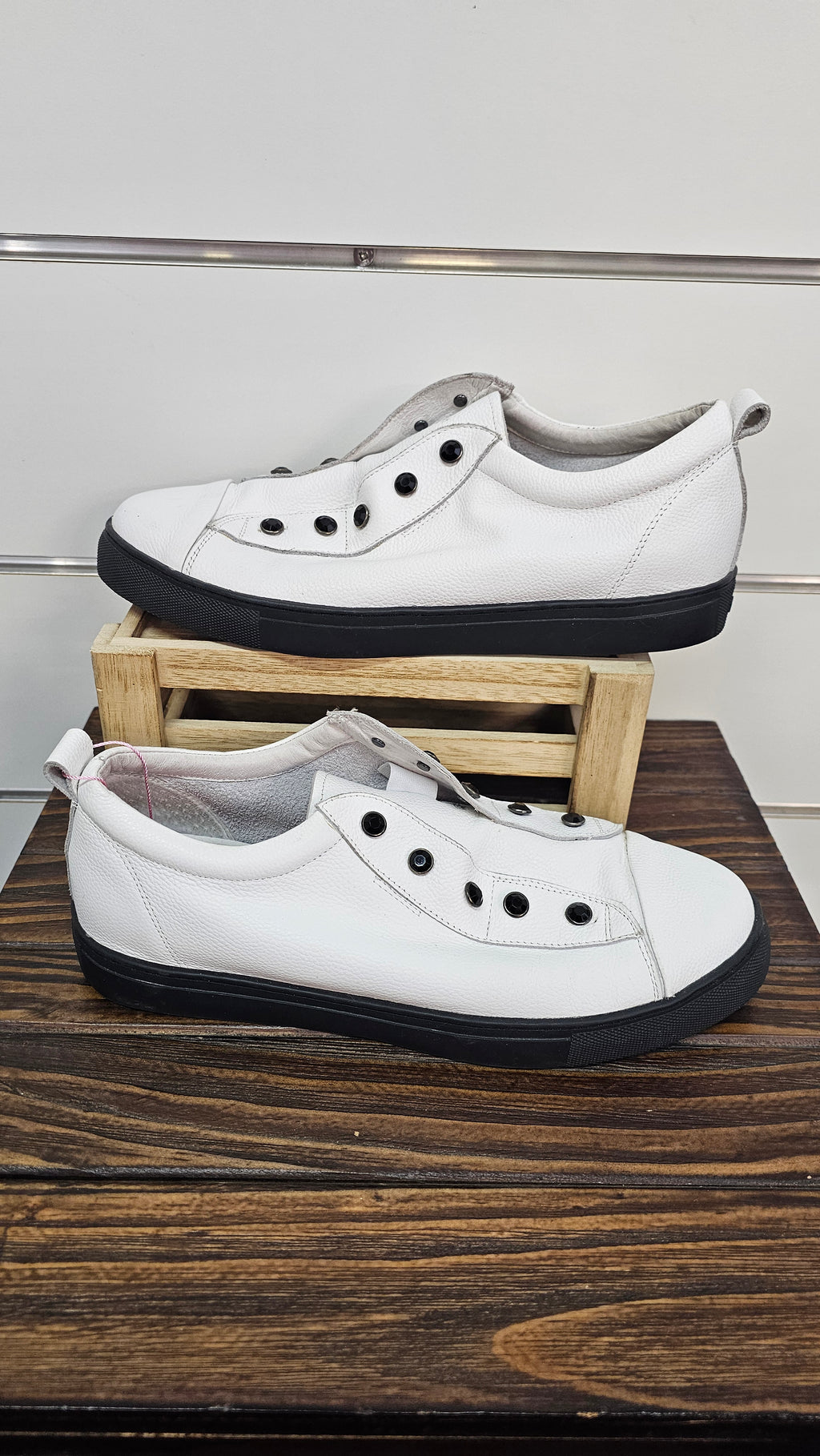 Minx White Leather Shoes with Black Sole and Studs - 40