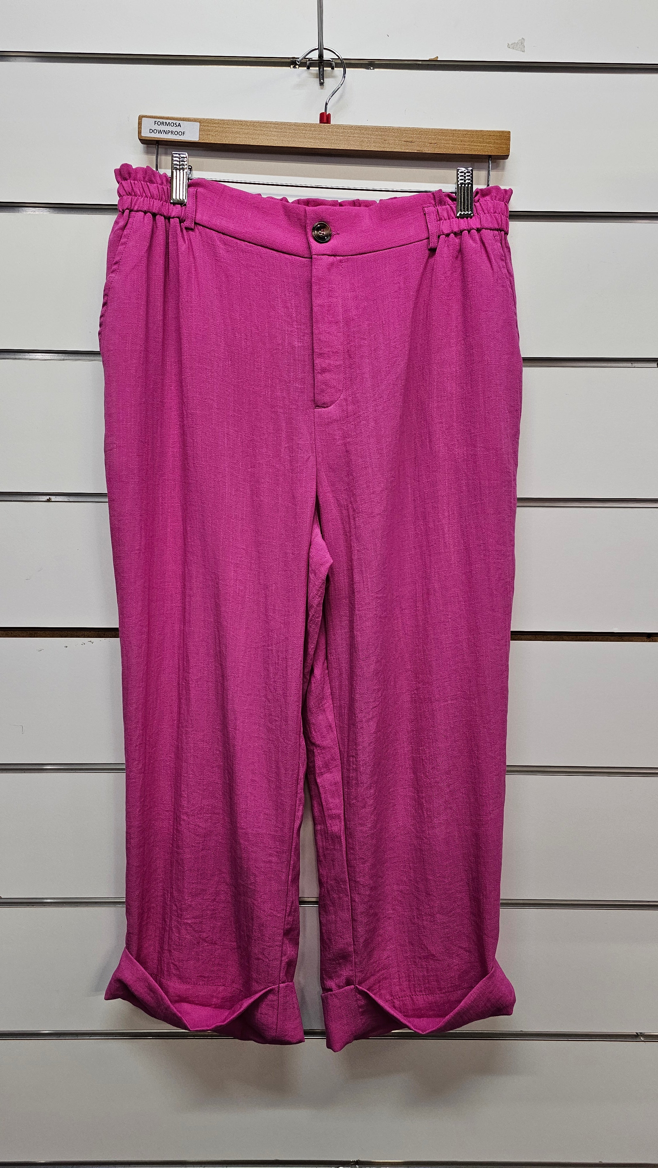 Halara 3/4 pants