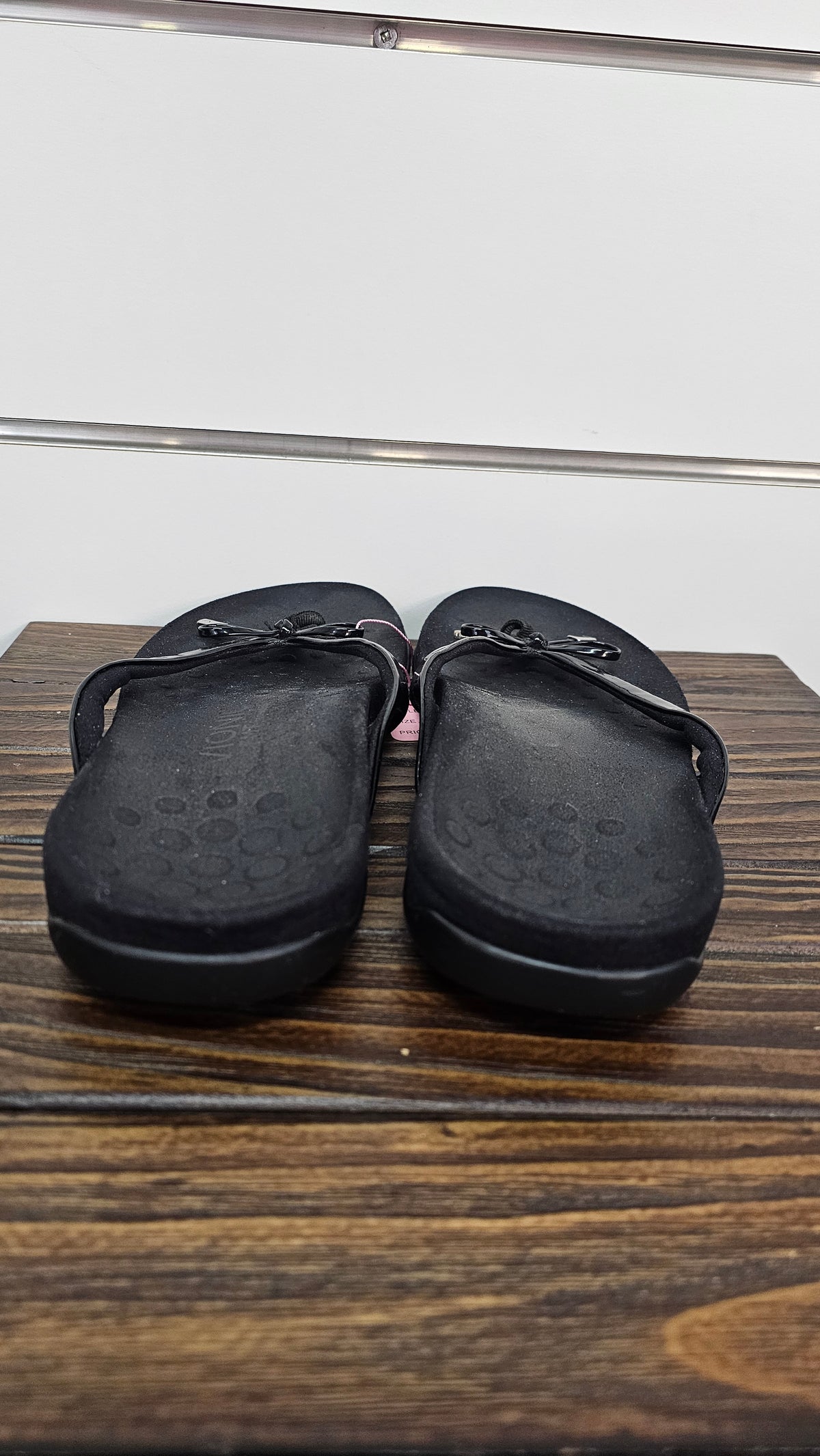 Vionic Black Bow Sandals 41
