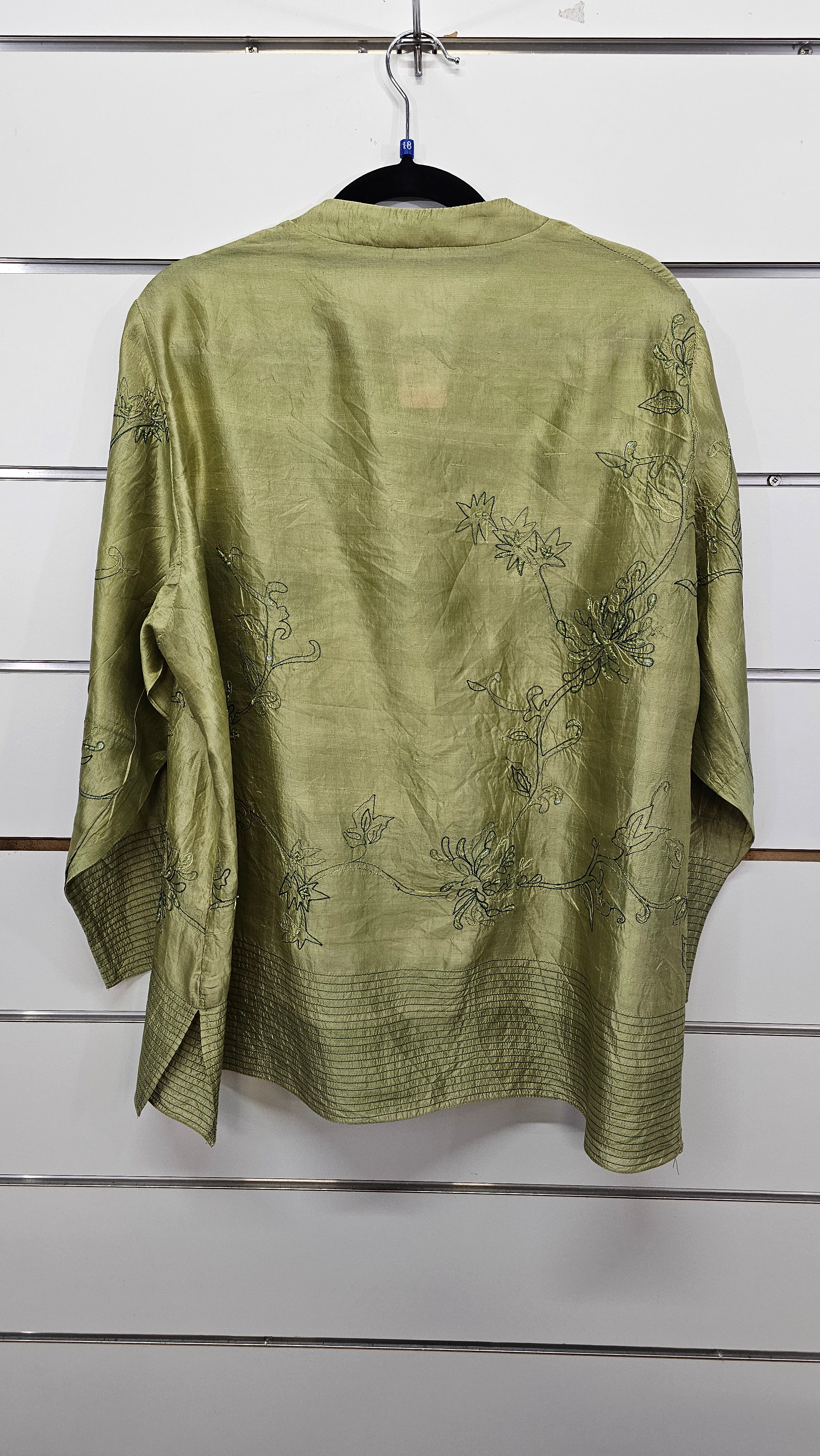 Long sleeve top 18
