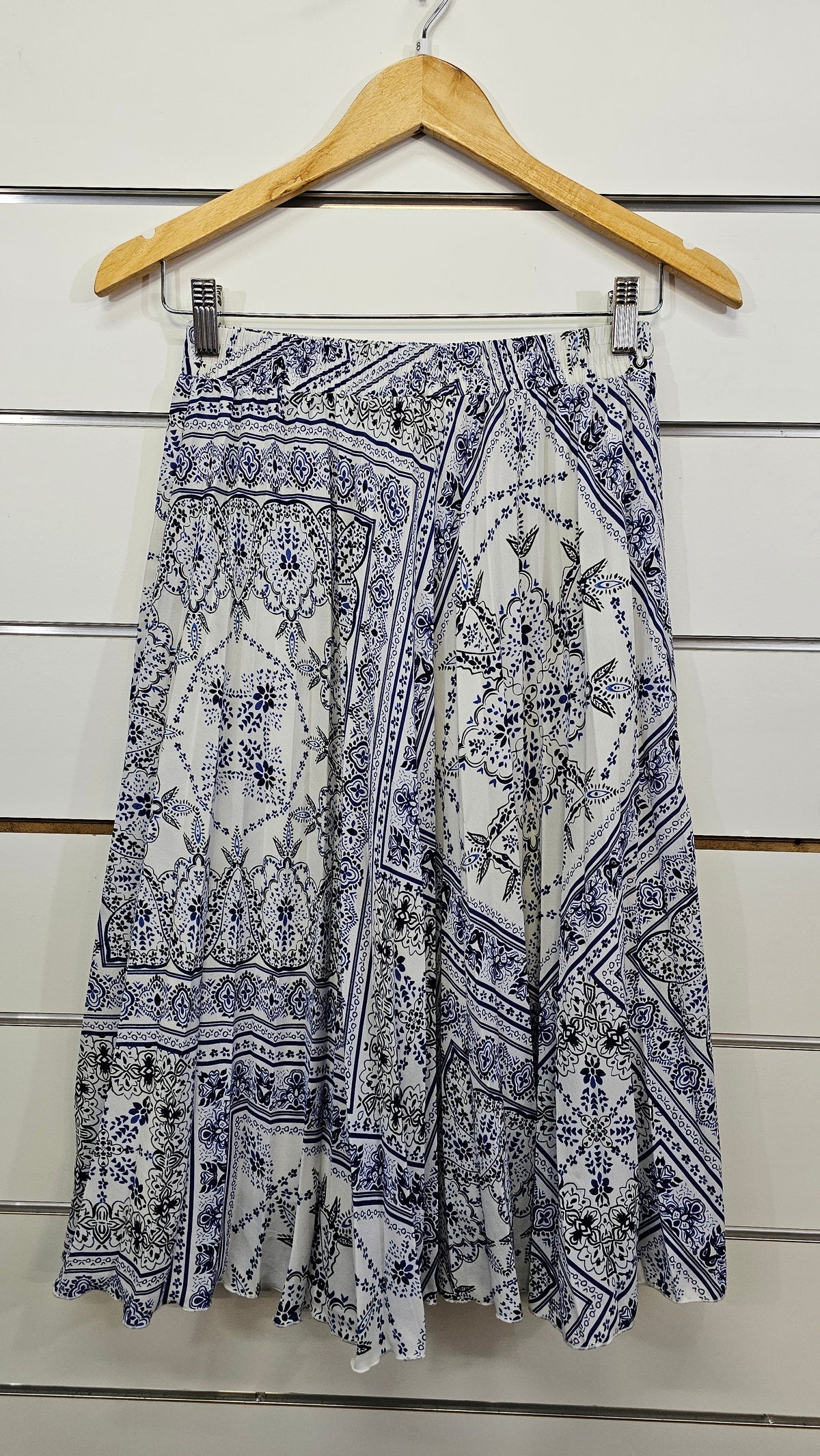 H&M skirt 8