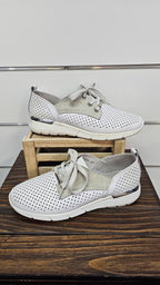 Shin Side Out Cream Leather Sneakers 41