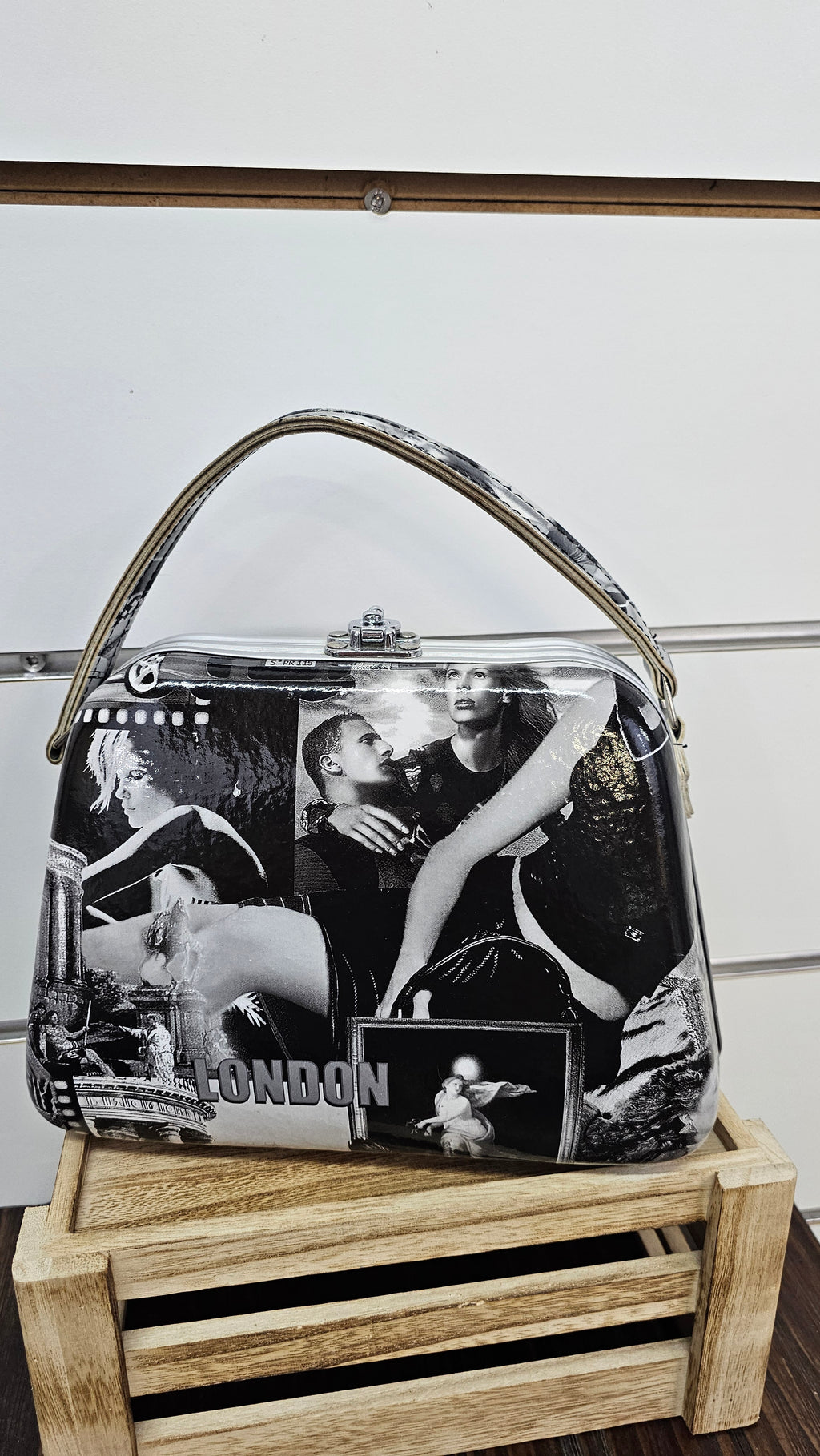 UBU clutch bag